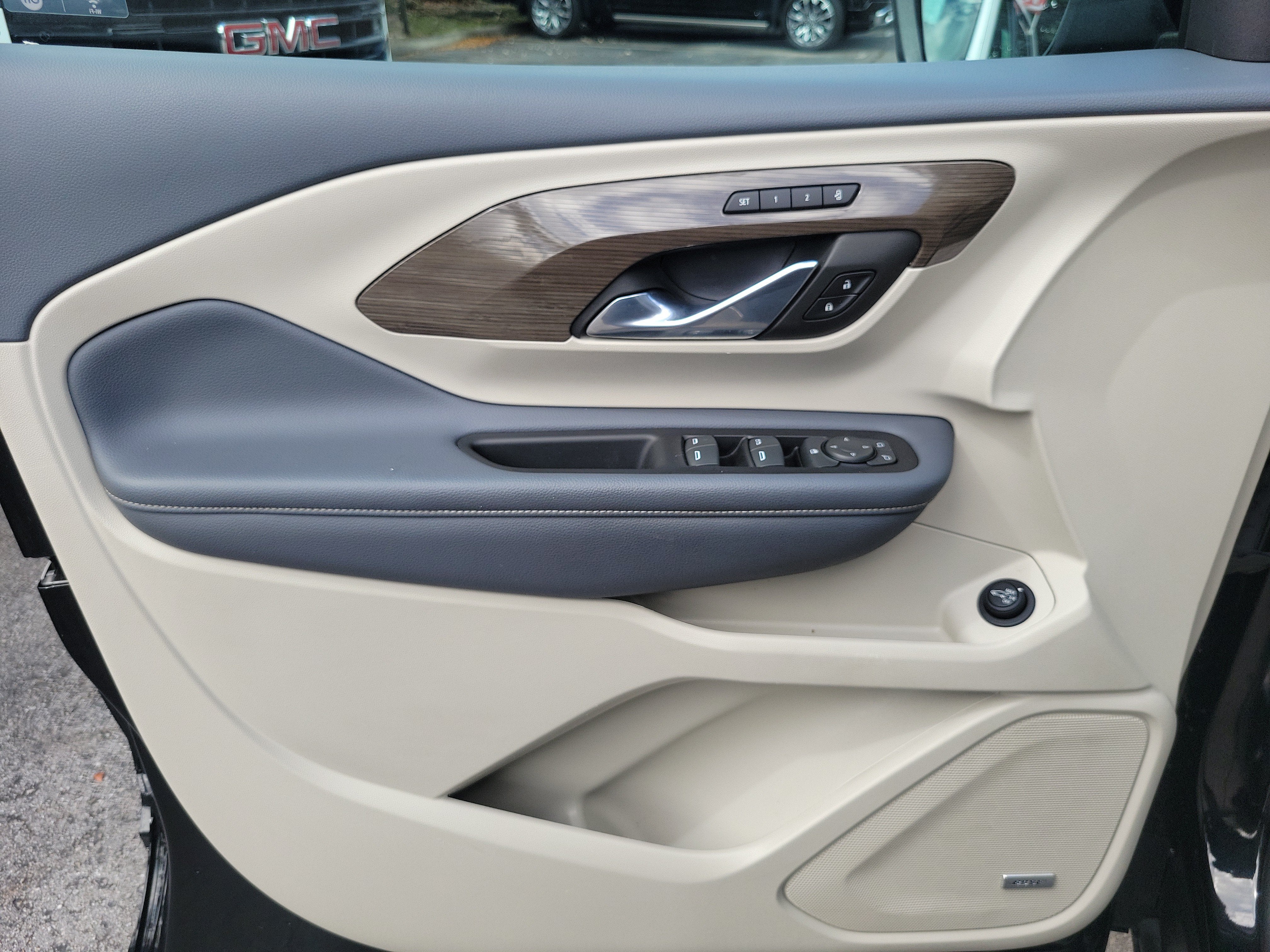 2023 GMC Terrain Denali 4WD