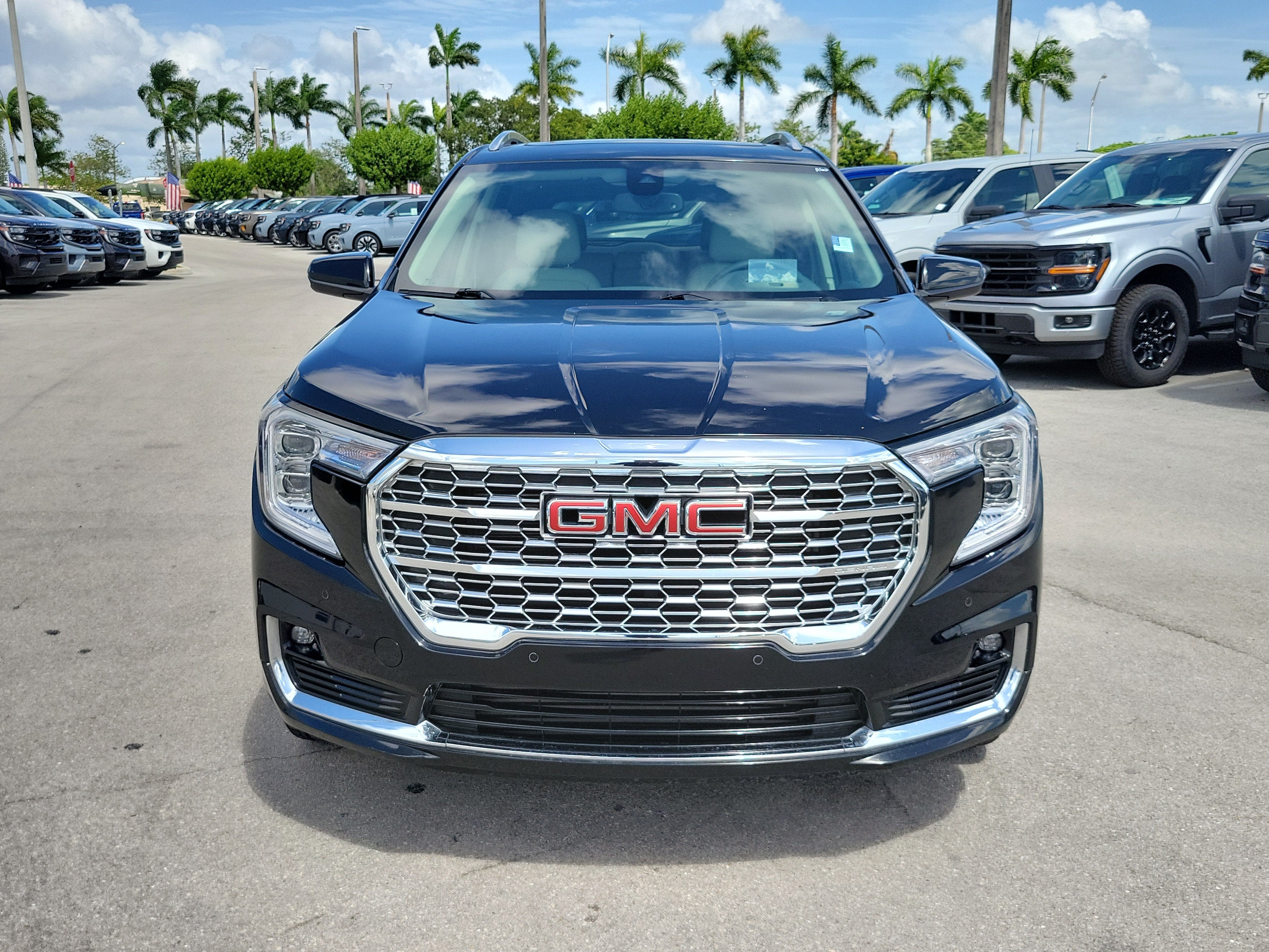 2023 GMC Terrain Denali 4WD