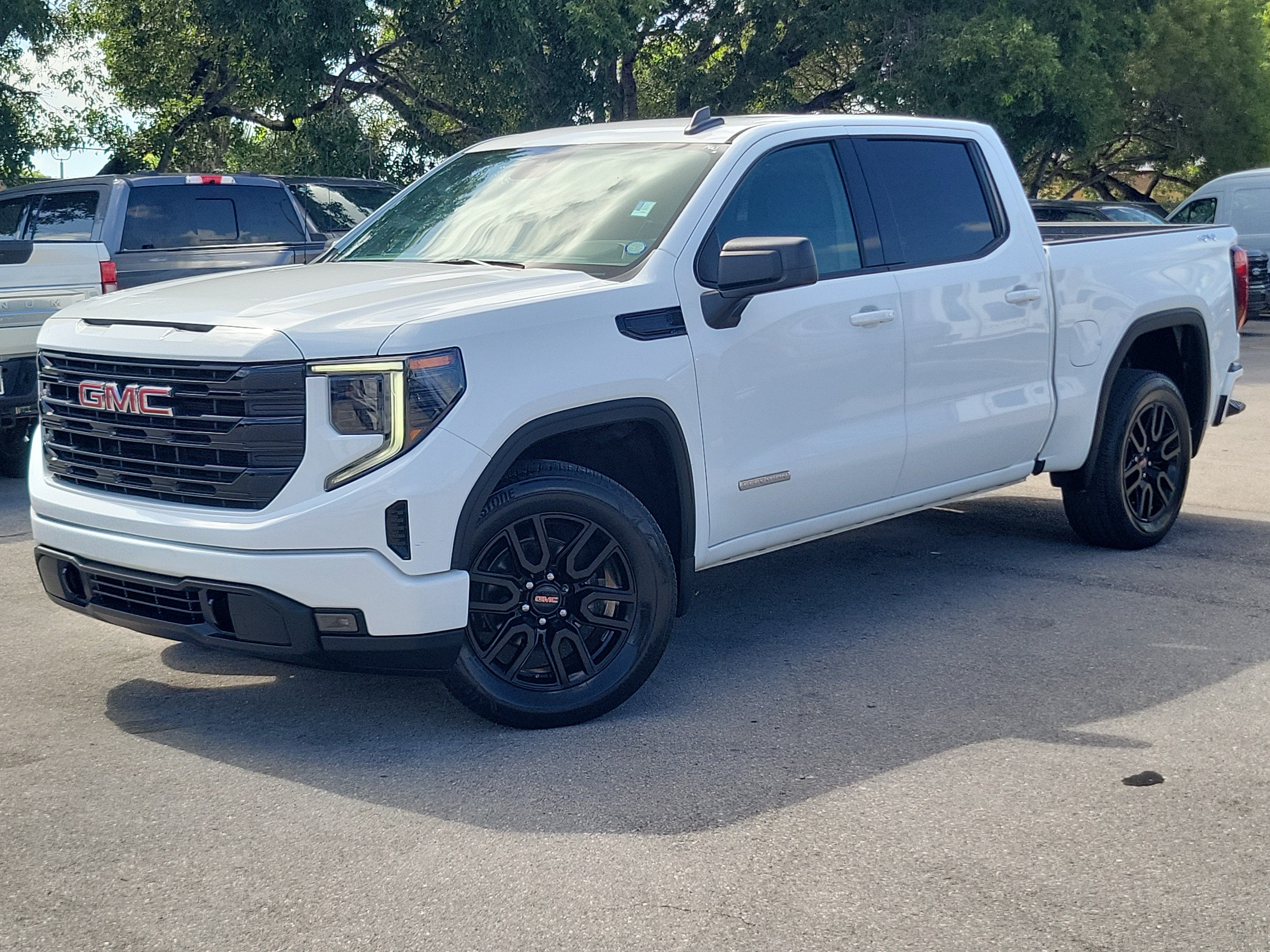 2023 GMC Sierra 1500 Elevation 4WD