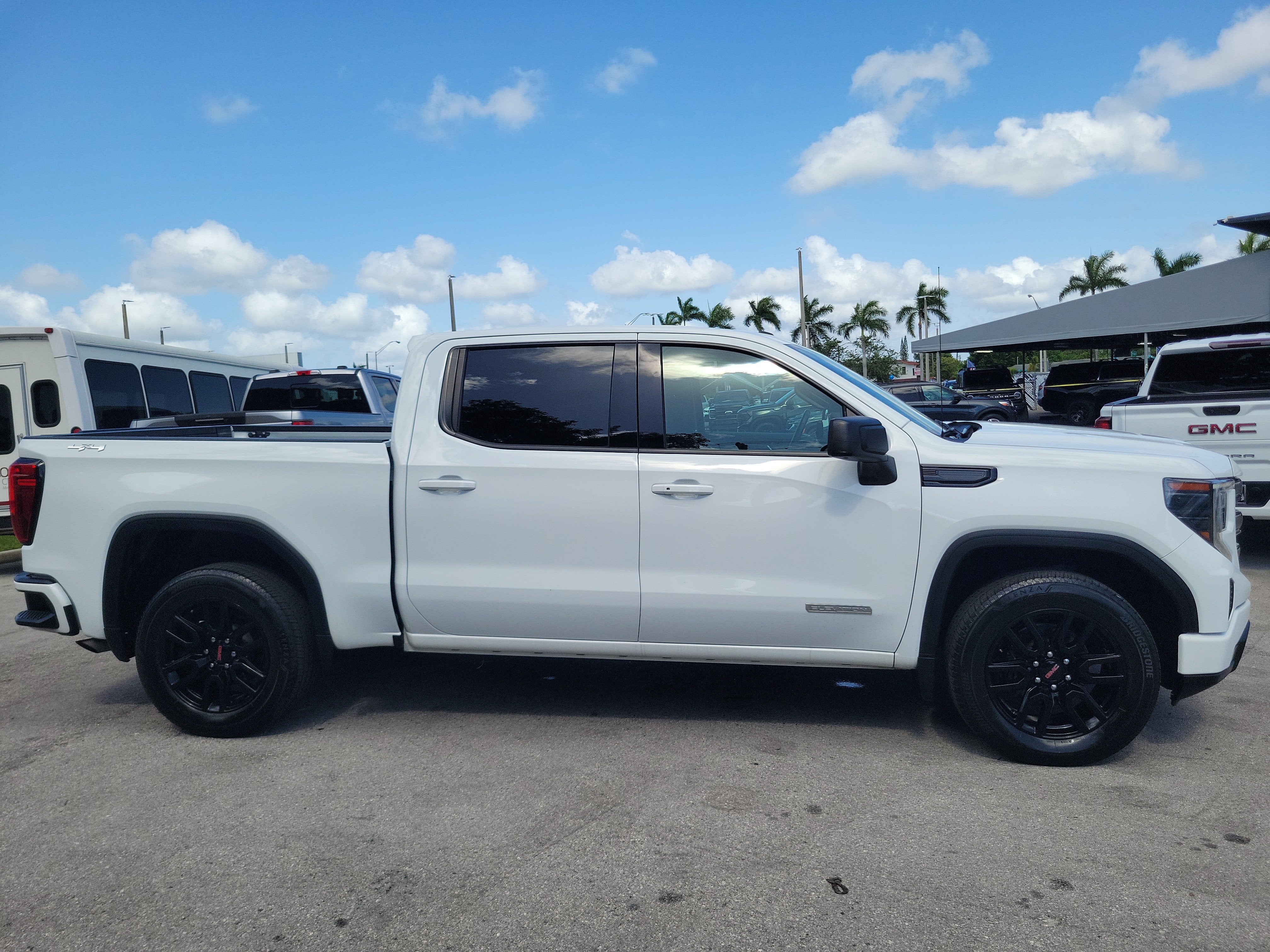2023 GMC Sierra 1500 Elevation 4WD