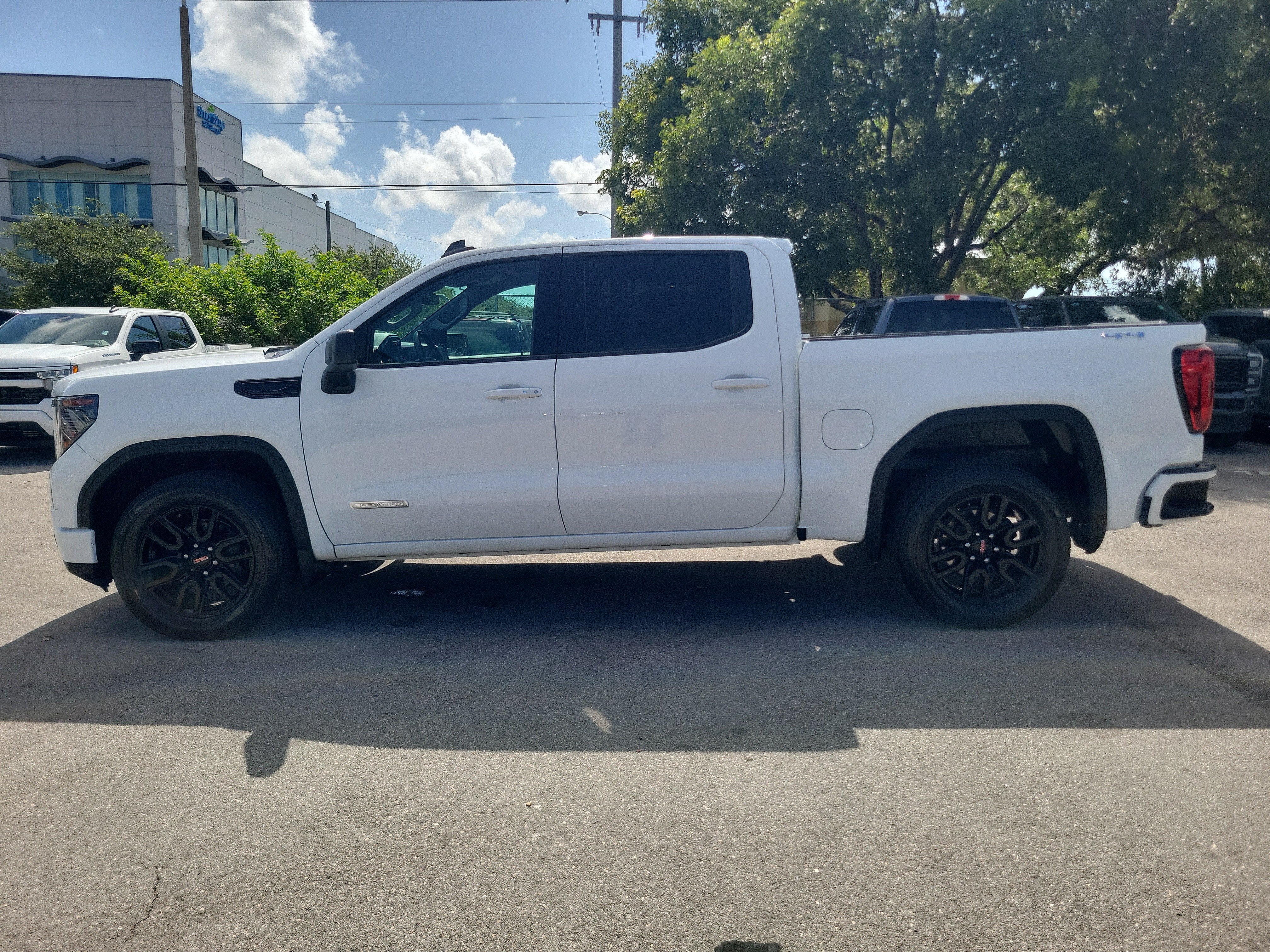 2023 GMC Sierra 1500 Elevation 4WD