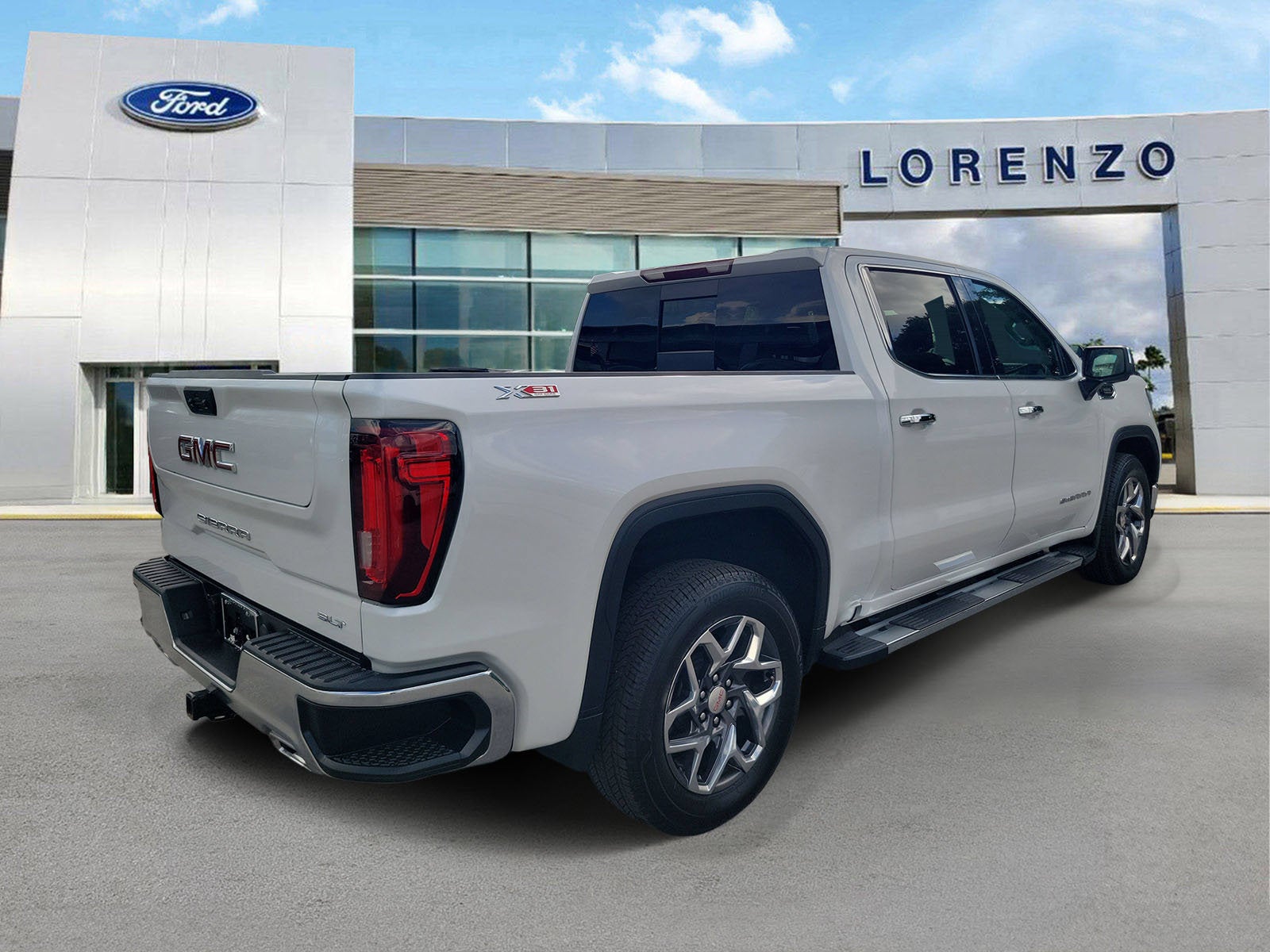 2023 GMC Sierra 1500 SLT
