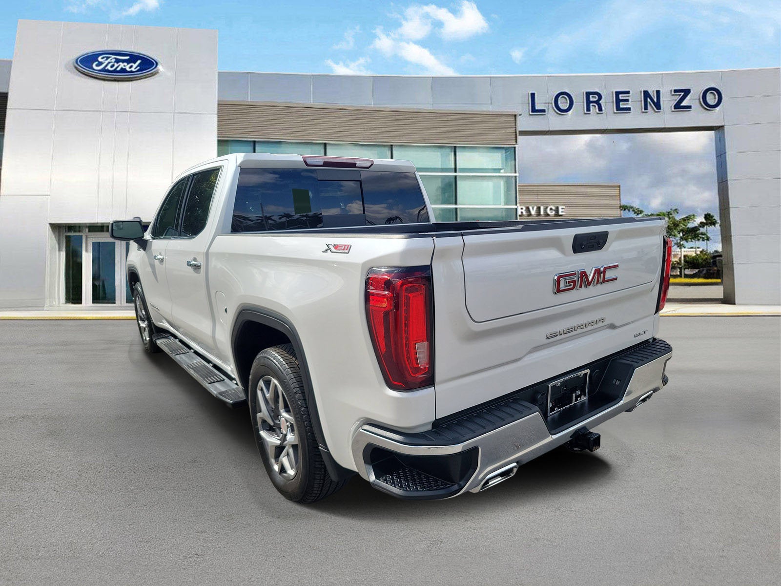 2023 GMC Sierra 1500 SLT
