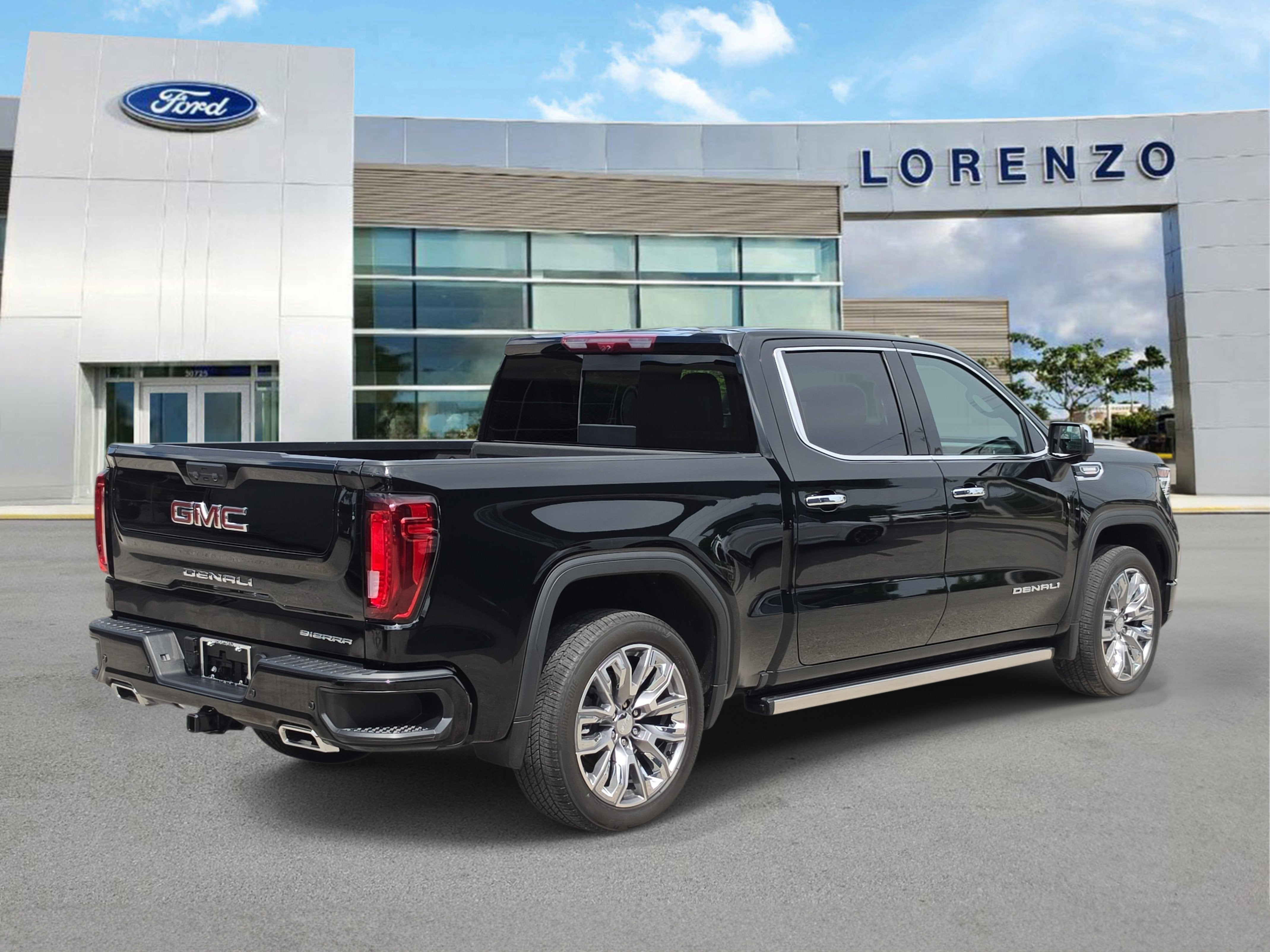 2025 GMC Sierra 1500 Denali 4WD Diesel