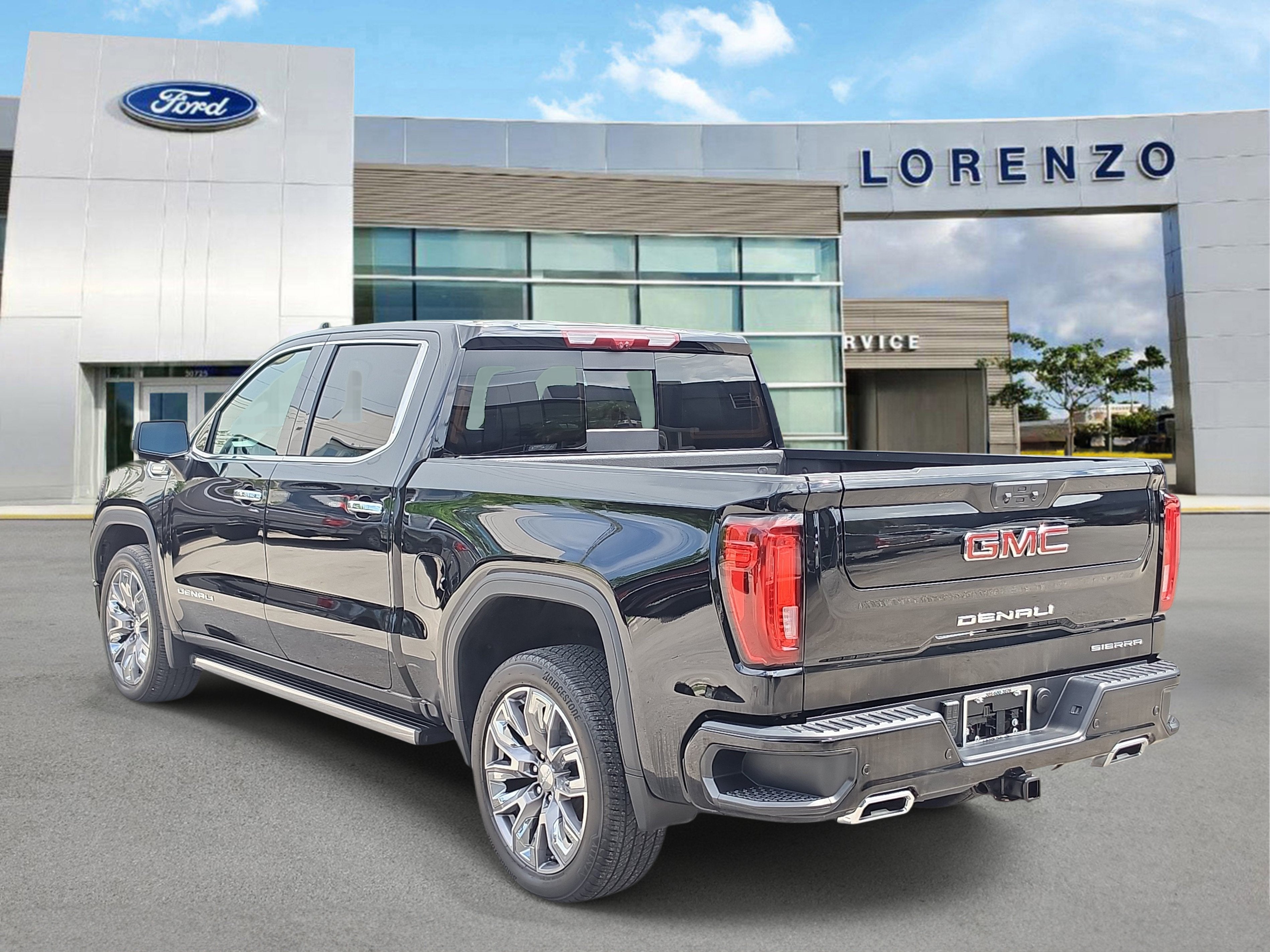 2025 GMC Sierra 1500 Denali 4WD Diesel