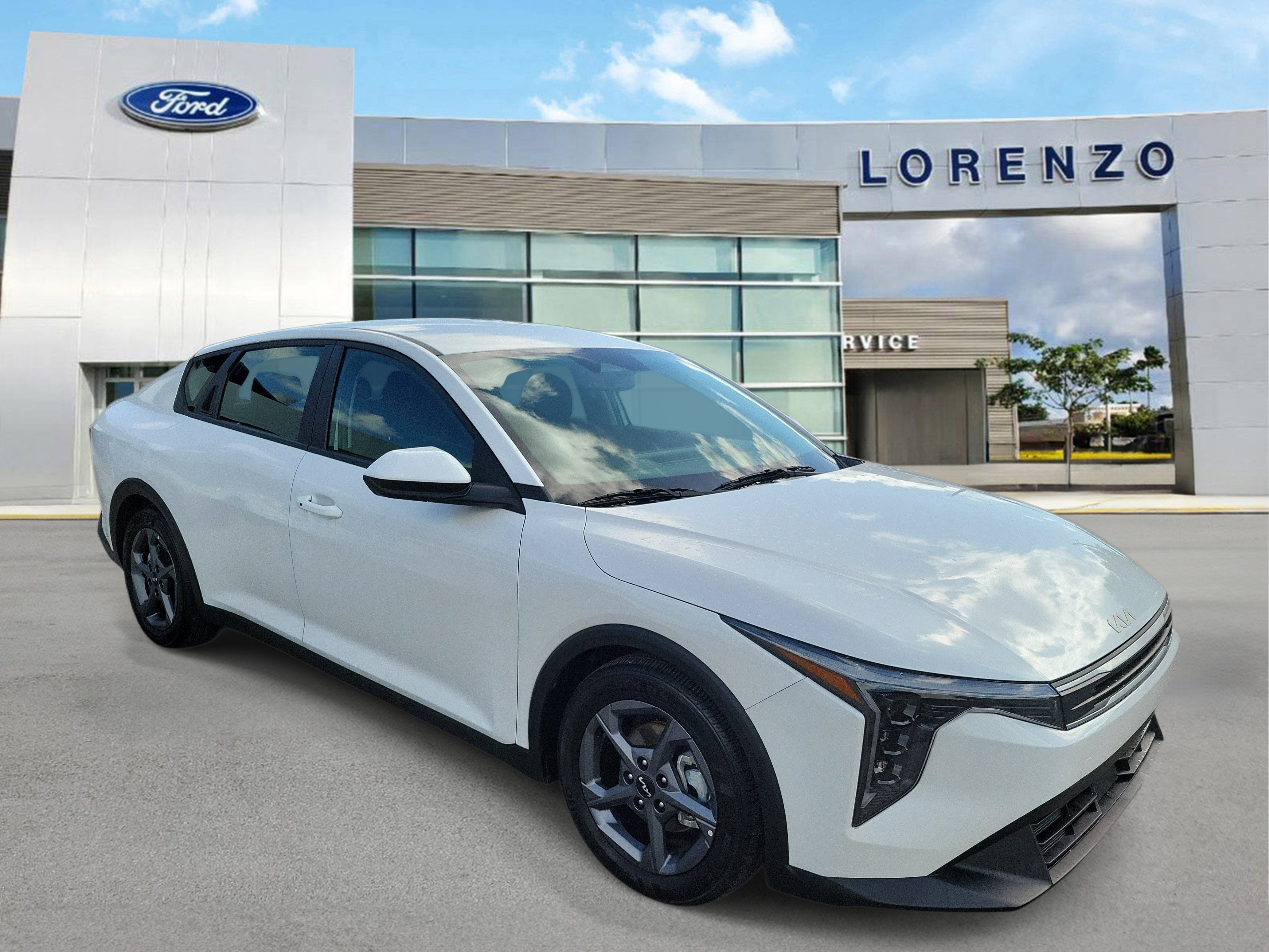 2025 Kia K4 LXS