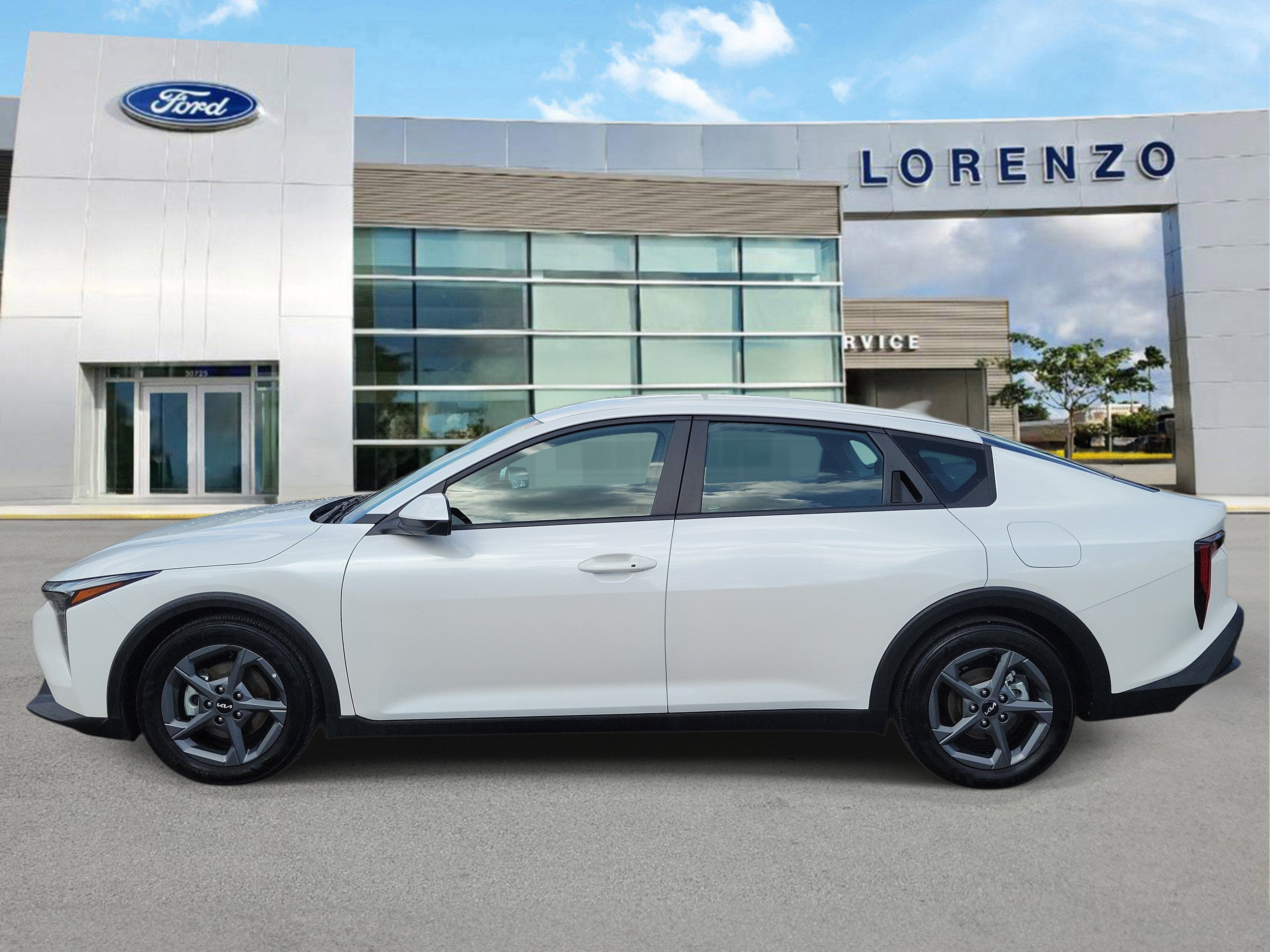 2025 Kia K4 LXS