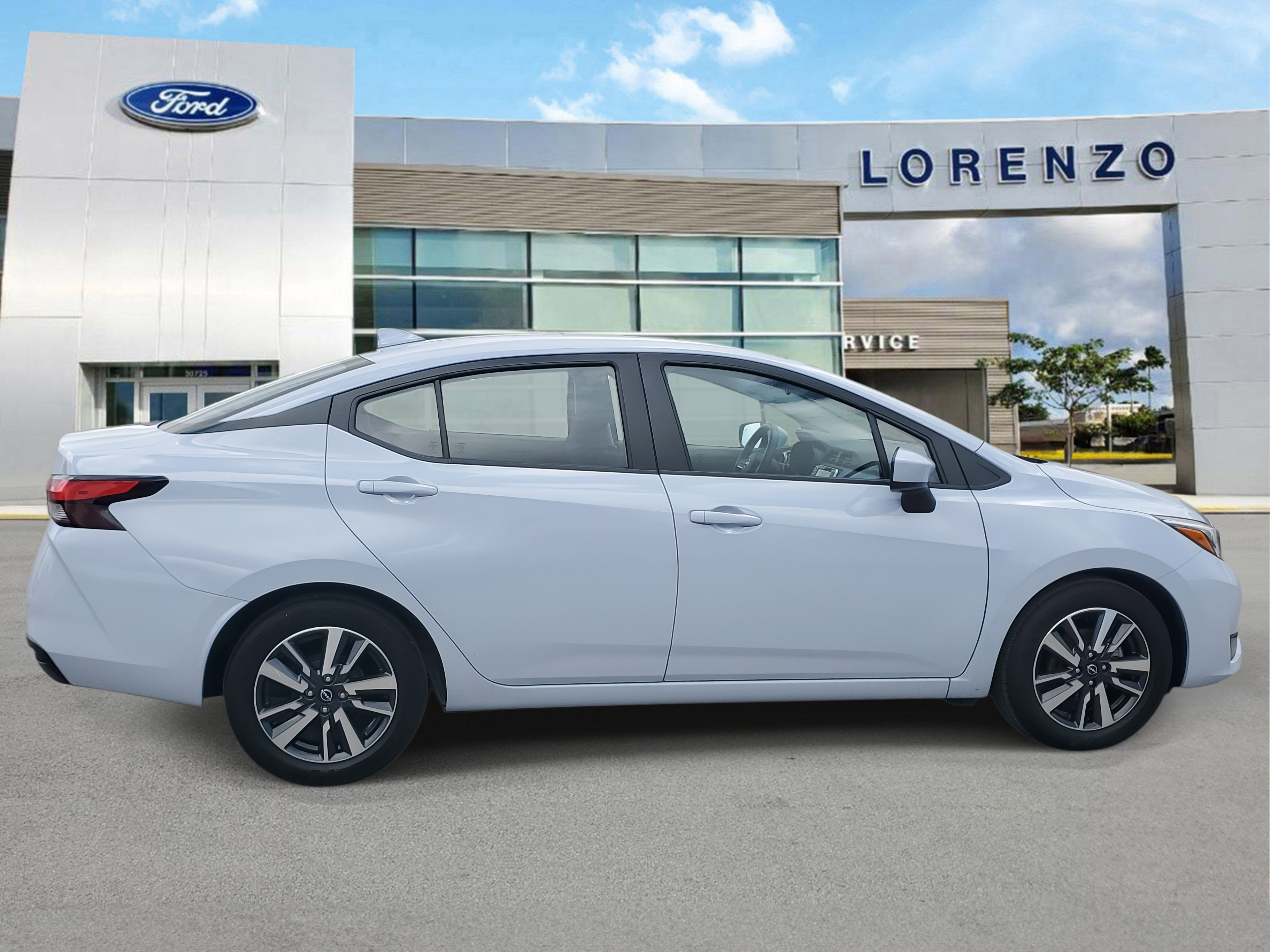 2025 Nissan Versa SV