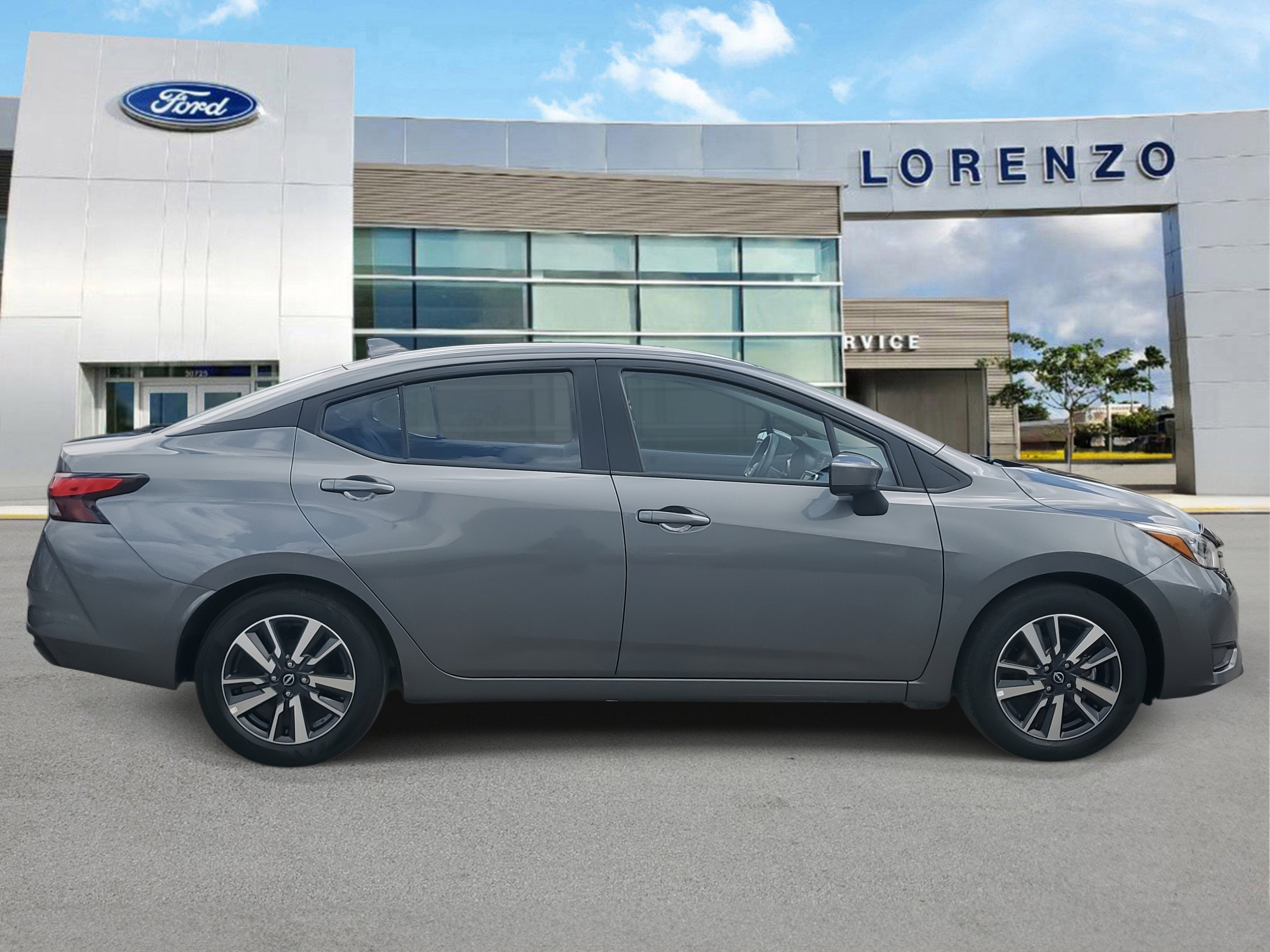 2025 Nissan Versa SV