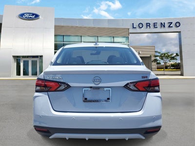2025 Nissan Versa SR