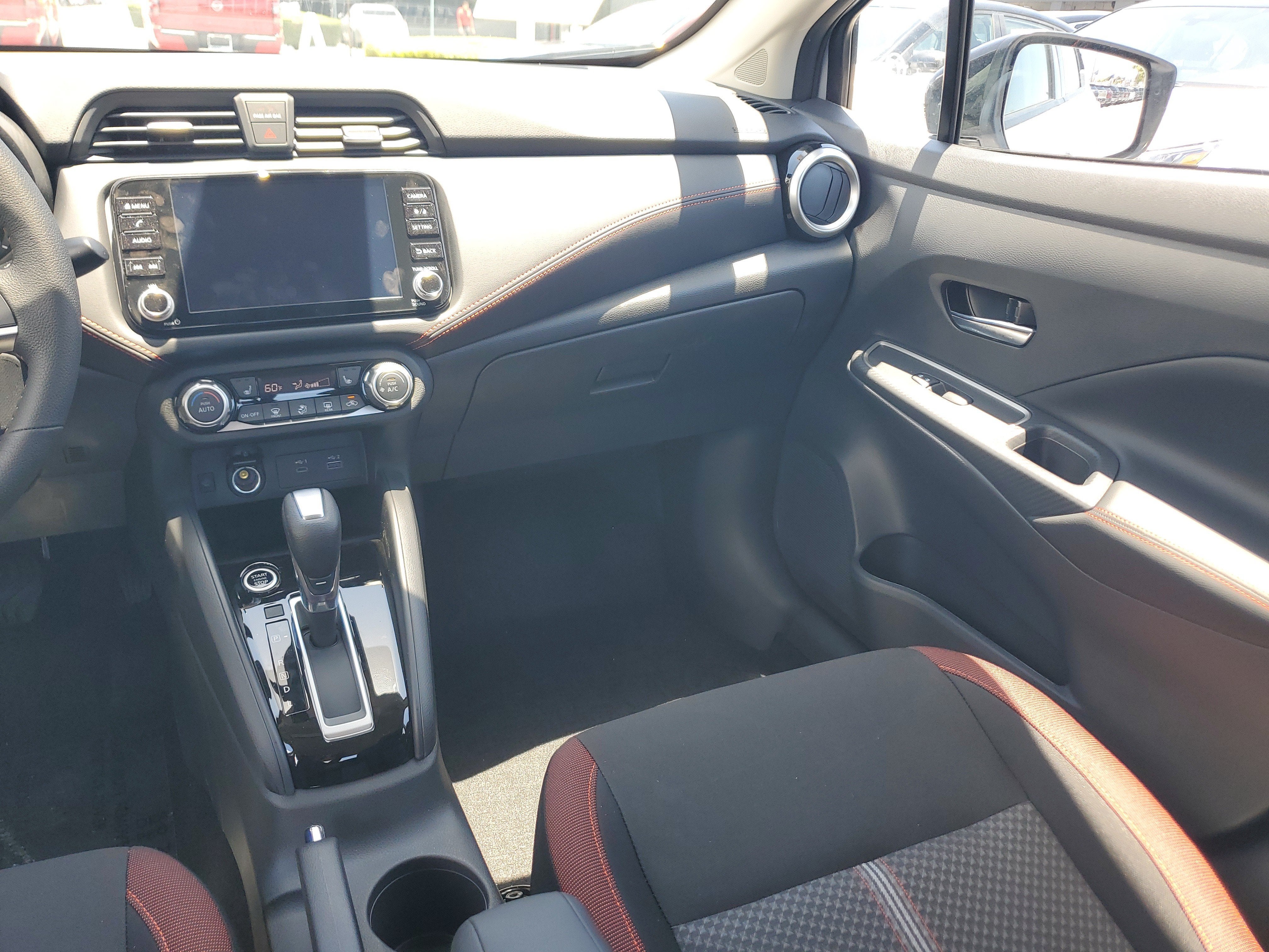 2025 Nissan Versa SR