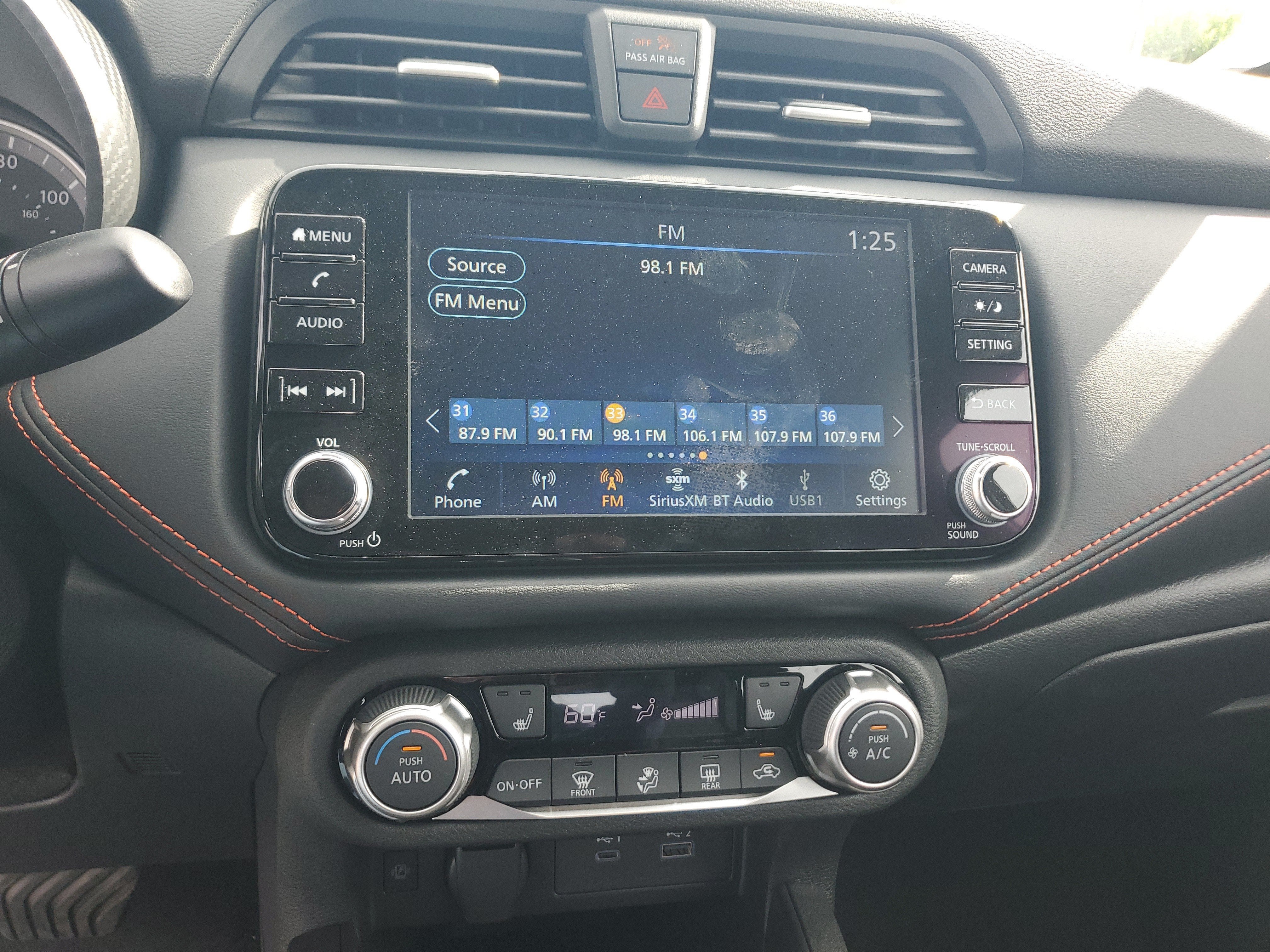 2025 Nissan Versa SR