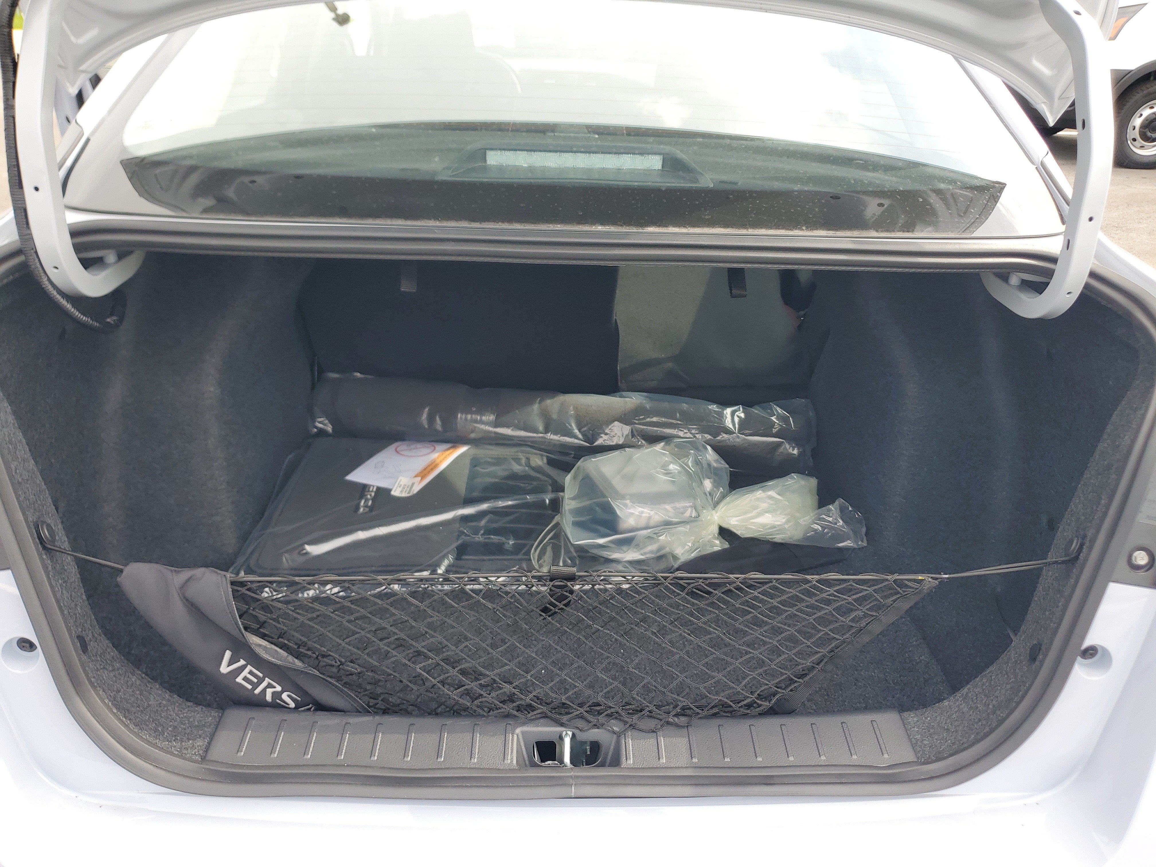 2025 Nissan Versa SR