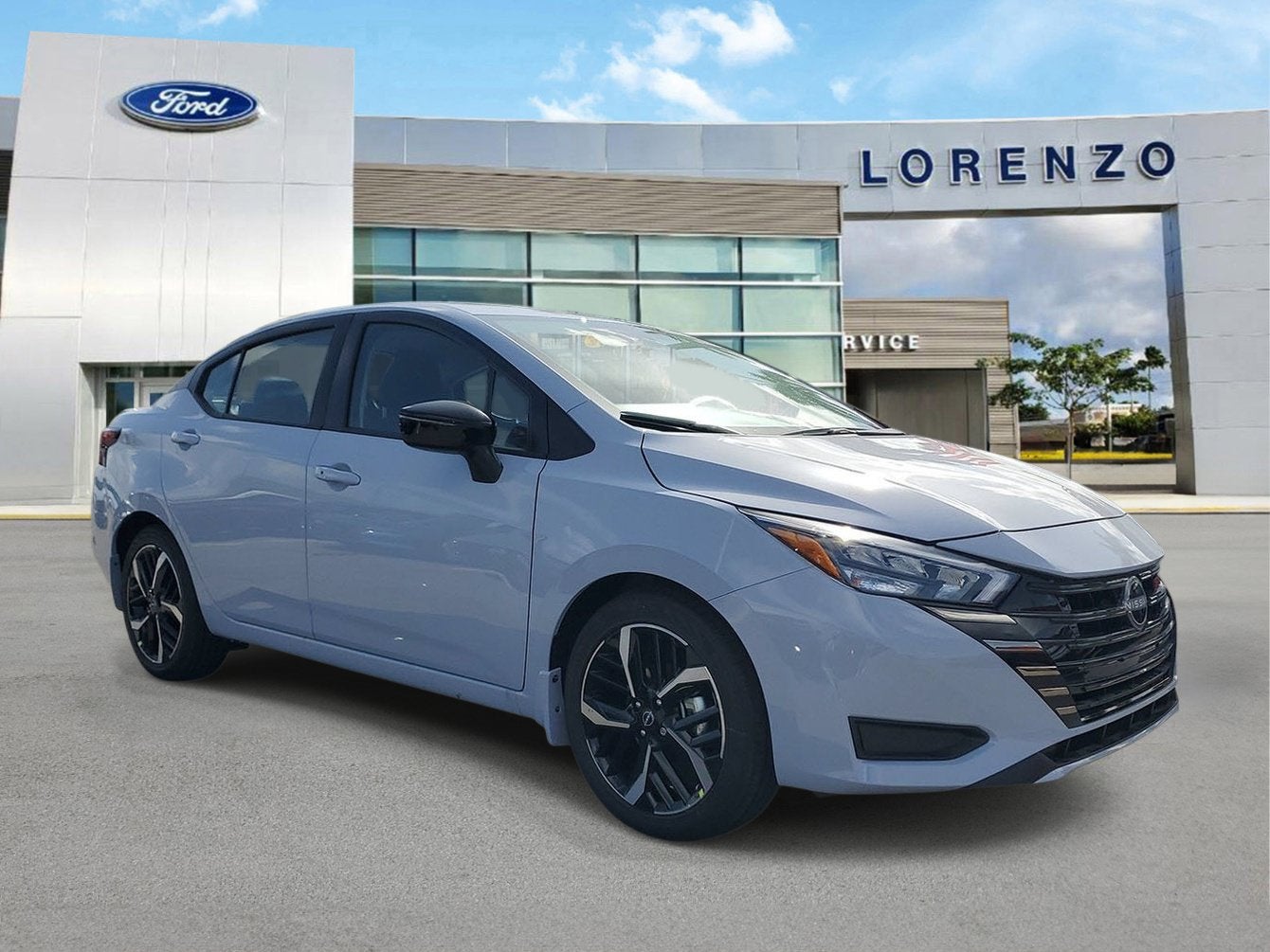 2025 Nissan Versa SR