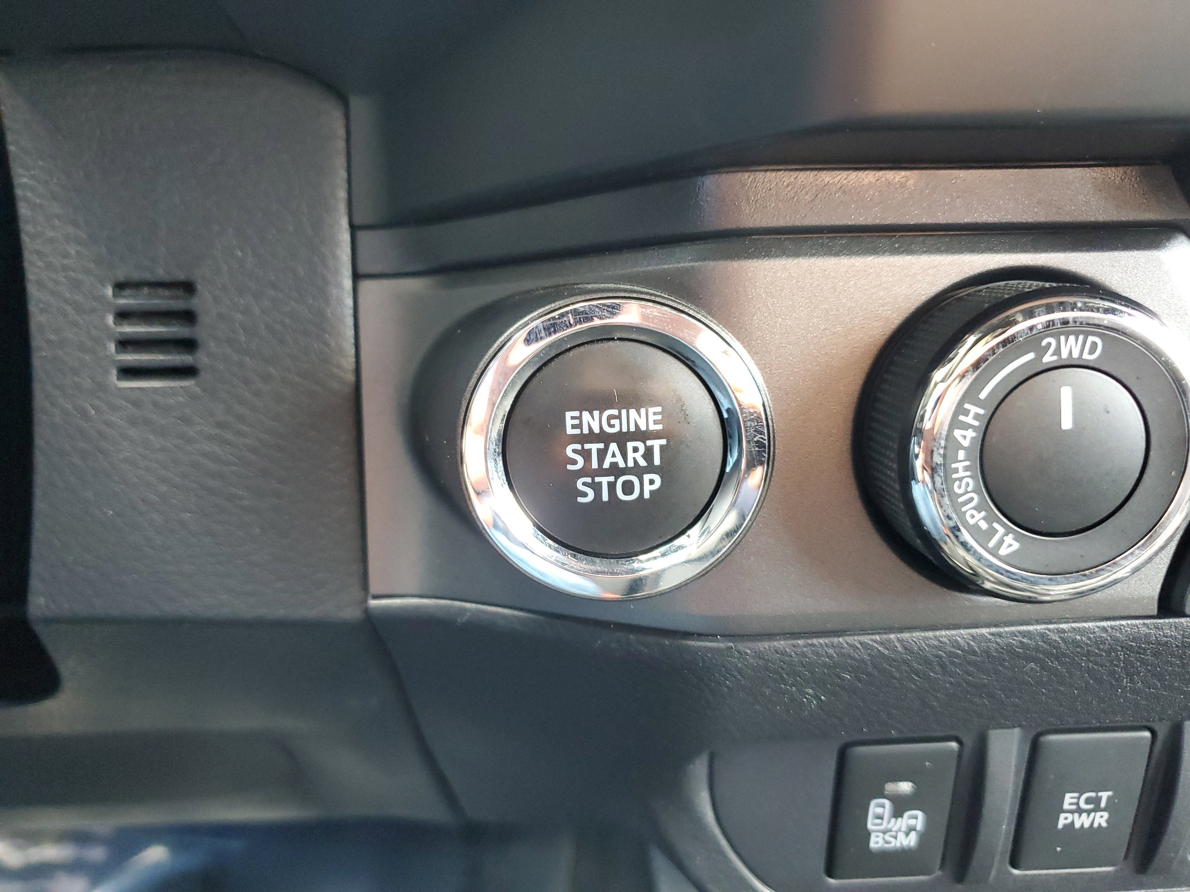 2023 Toyota Tacoma 4WD TRD Off Road