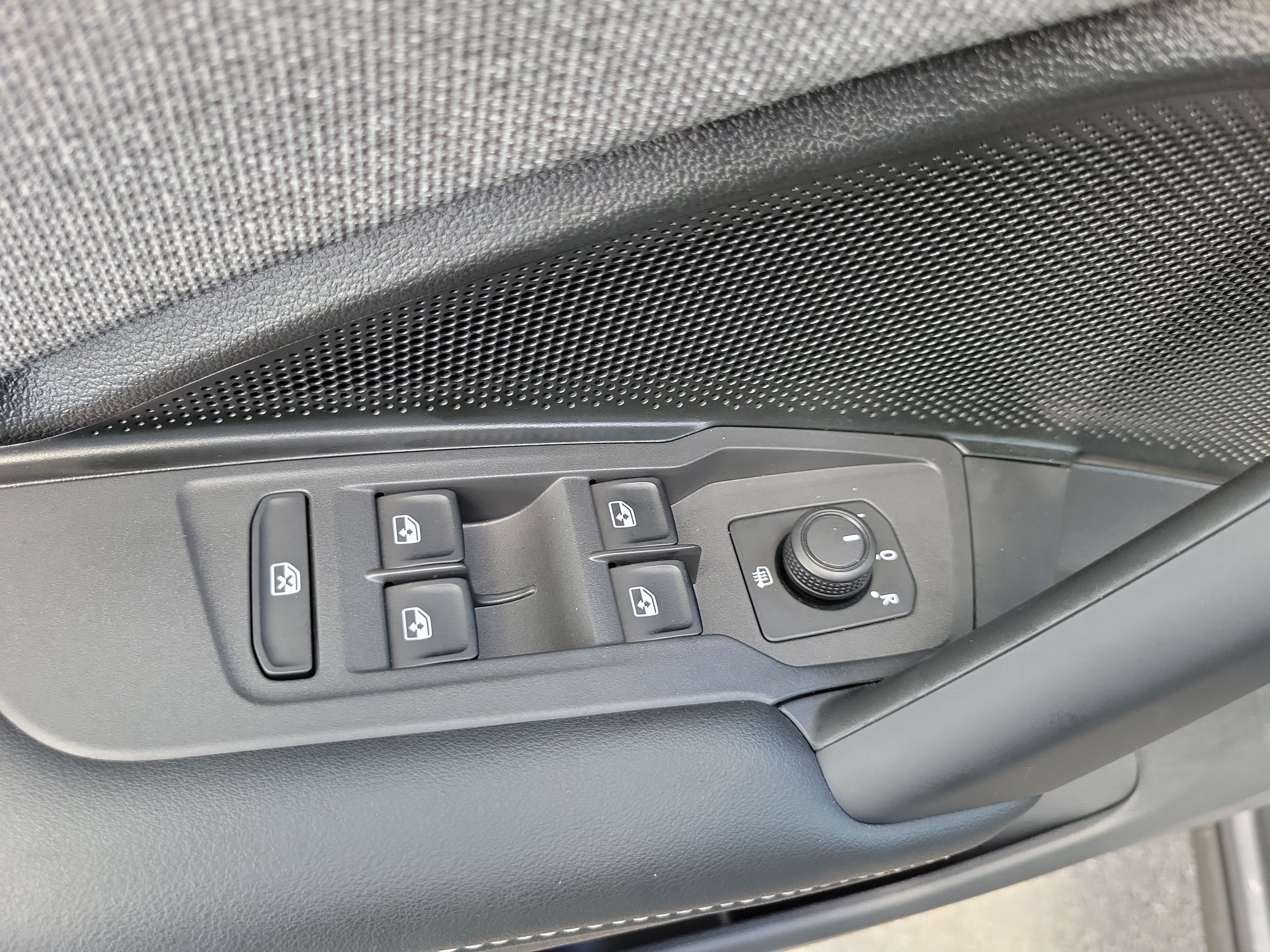 2025 Volkswagen Tiguan S