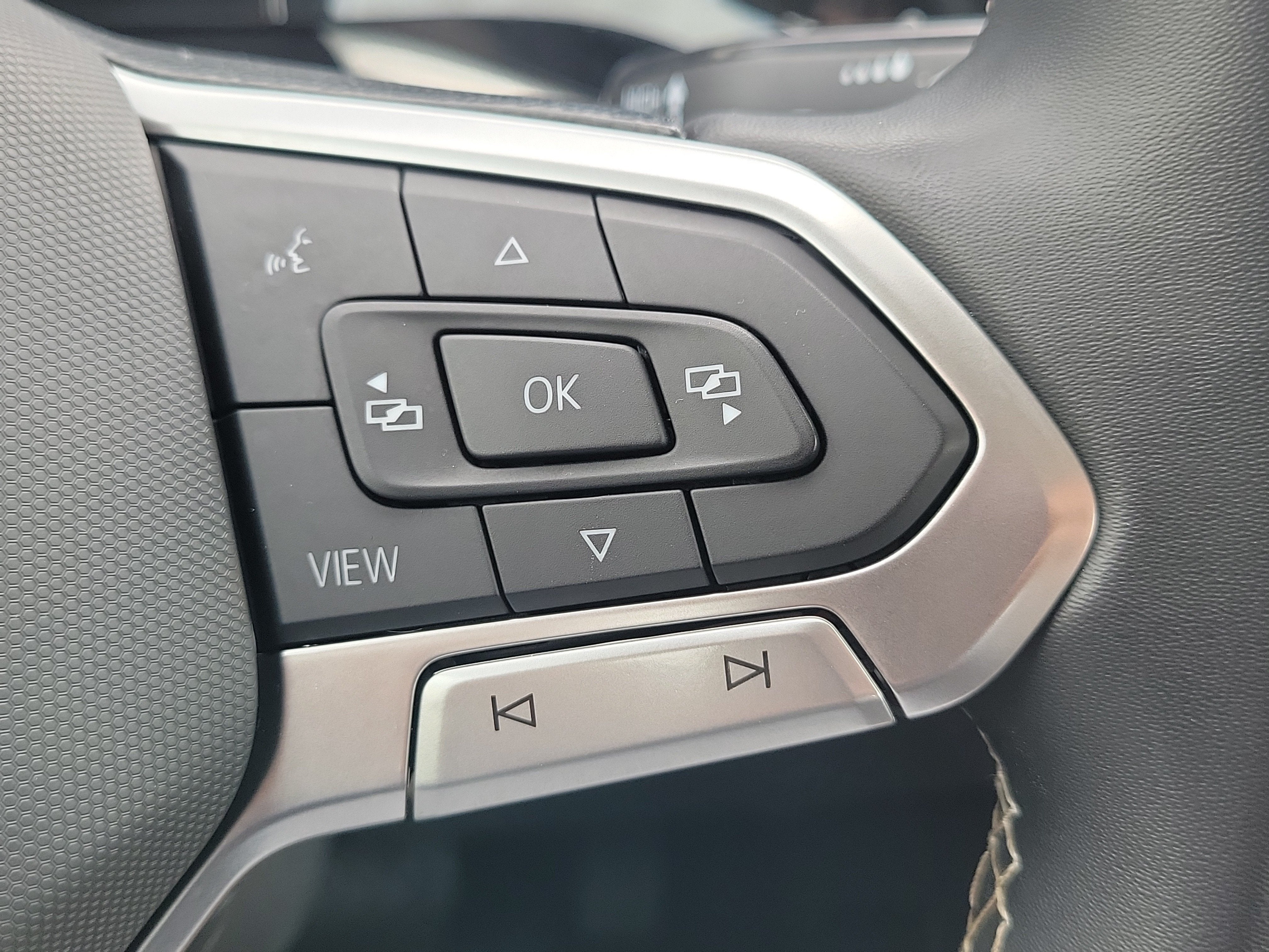 2023 Volkswagen Taos S