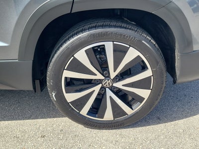 2022 Volkswagen Taos SE