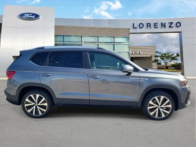 2022 Volkswagen Taos SE