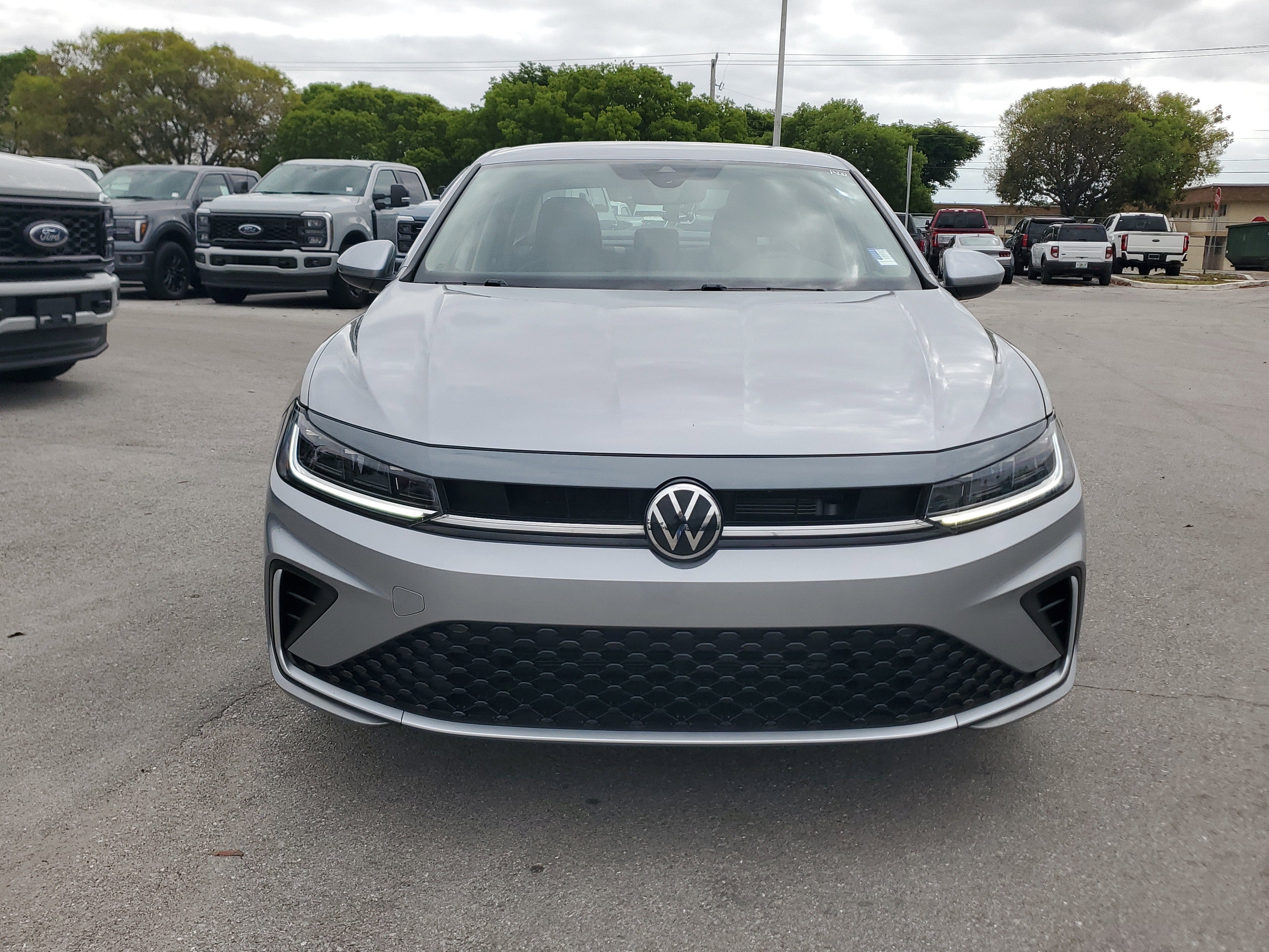 3VW5X7BU7SM092408
