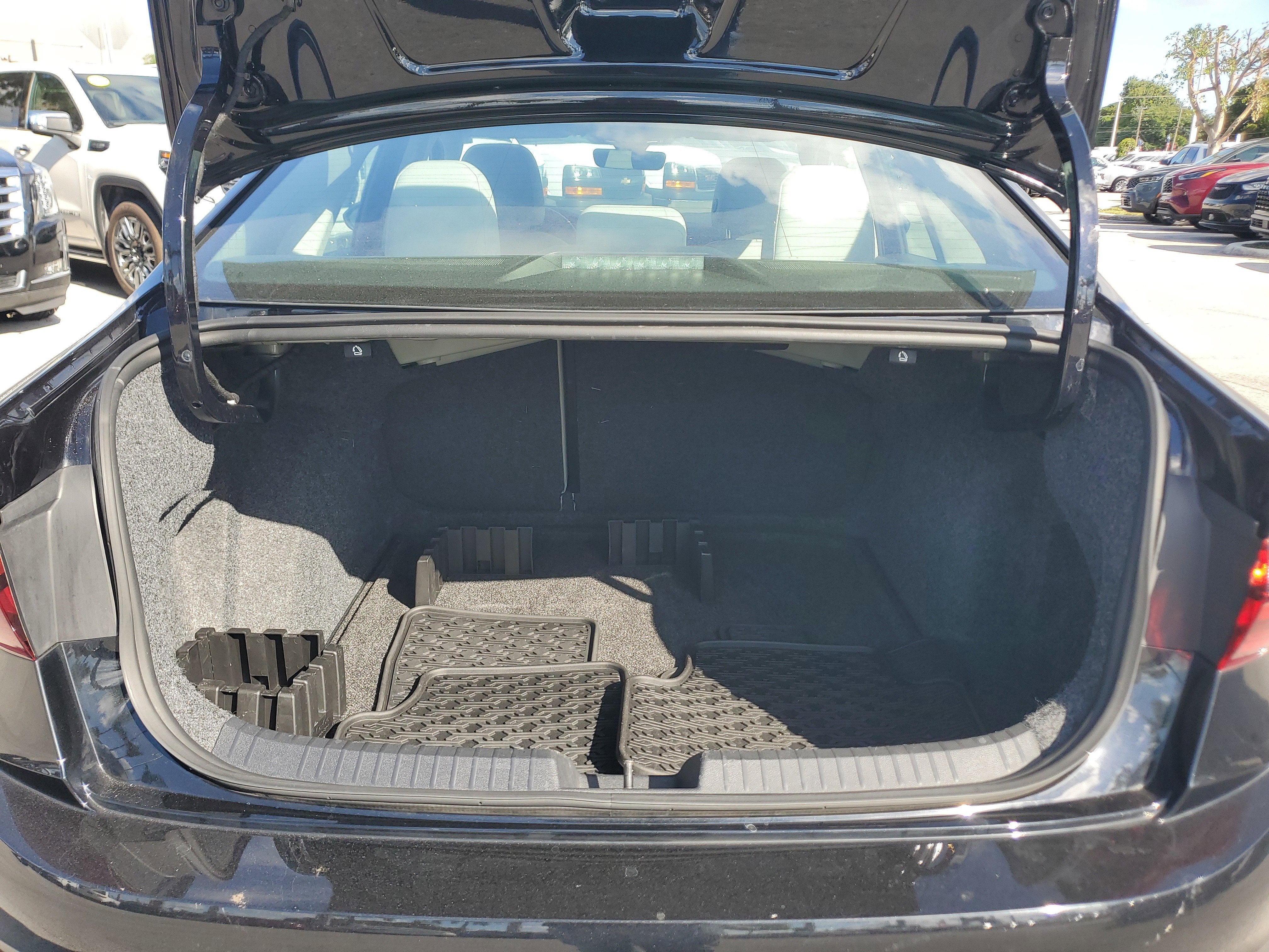 2023 Volkswagen Jetta SE