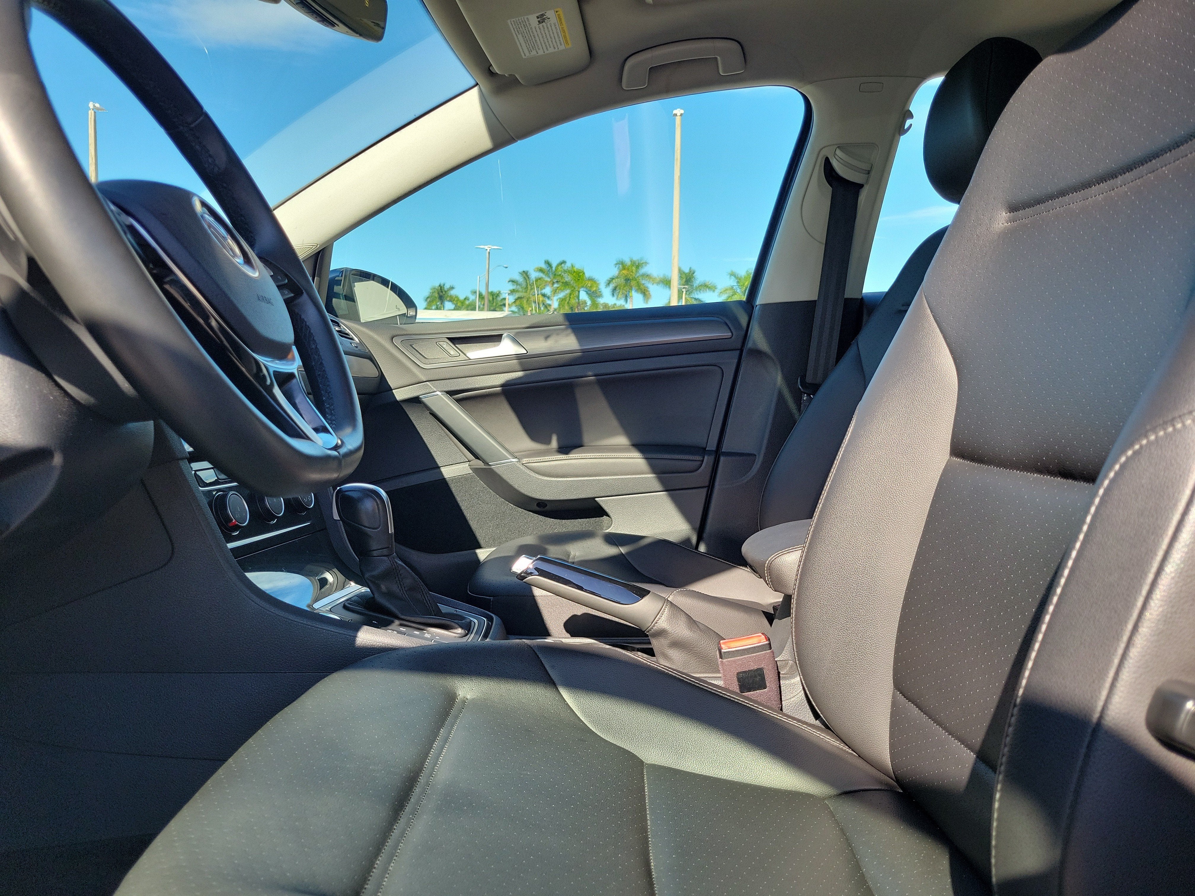 2020 Volkswagen Golf TSI