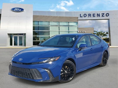 2025 Toyota Camry SE