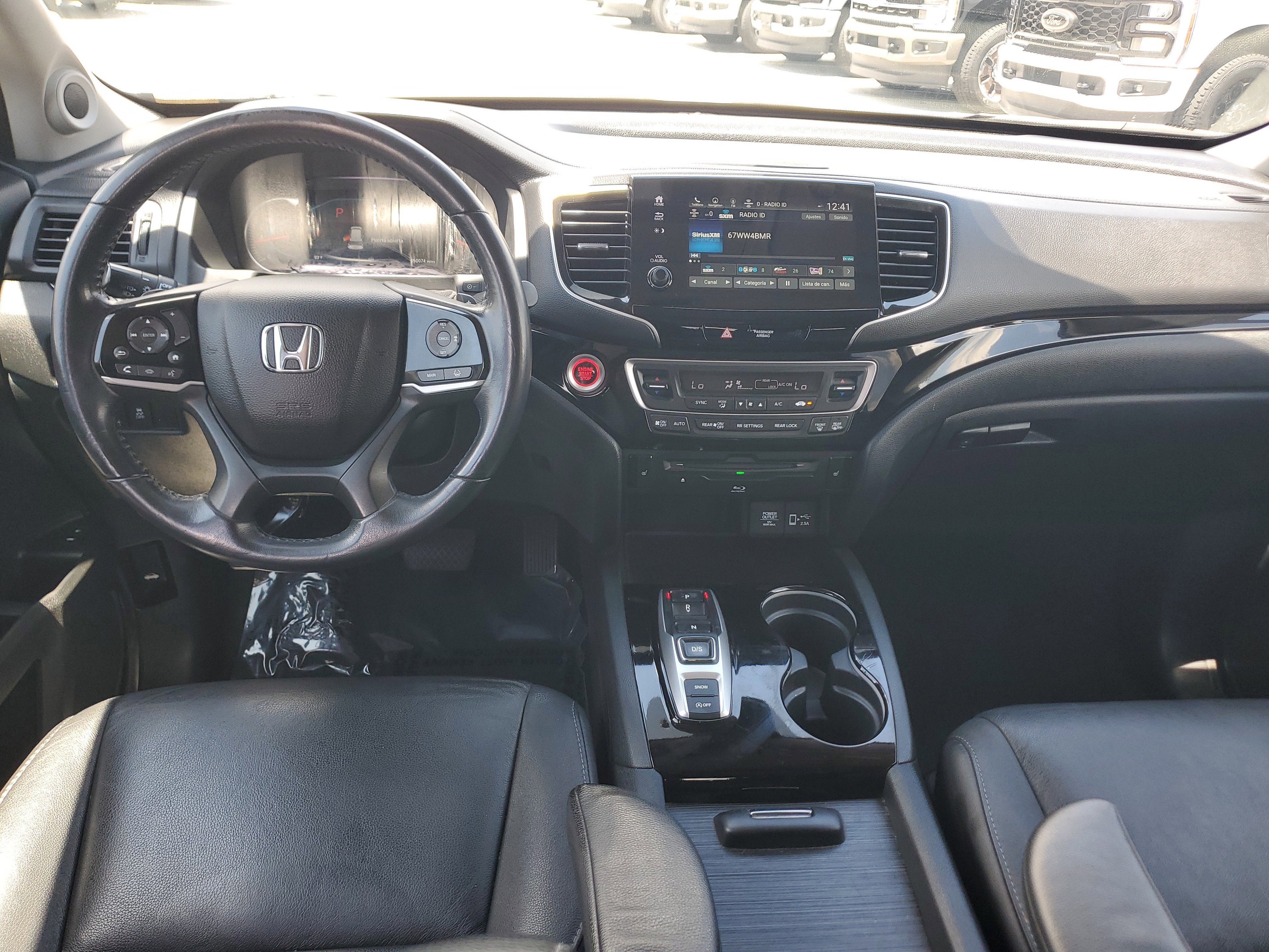 2022 Honda Pilot Touring 7-Passenger