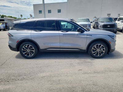 2024 Lincoln Nautilus Premiere 4WD