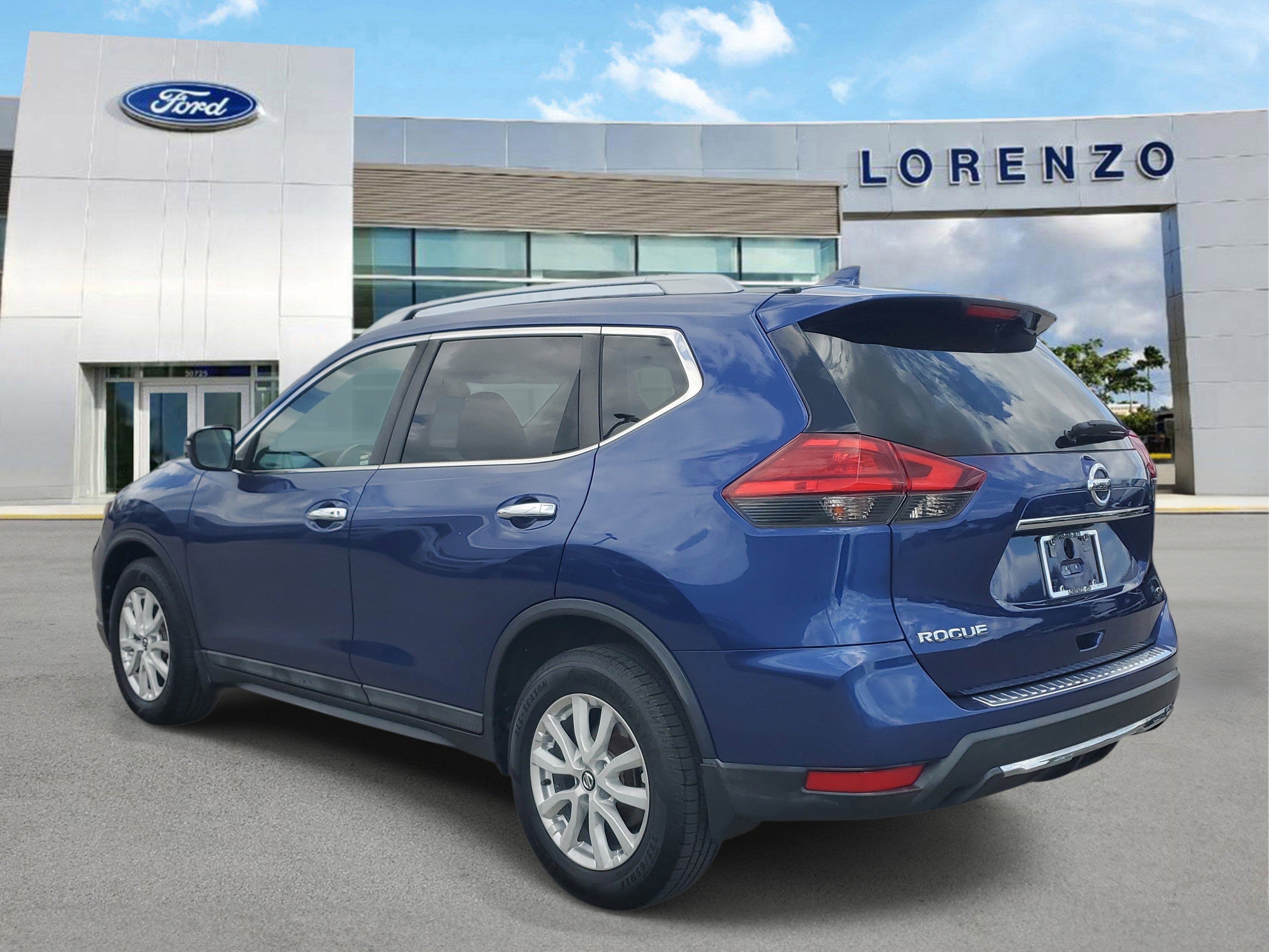 2017 Nissan Rogue SV