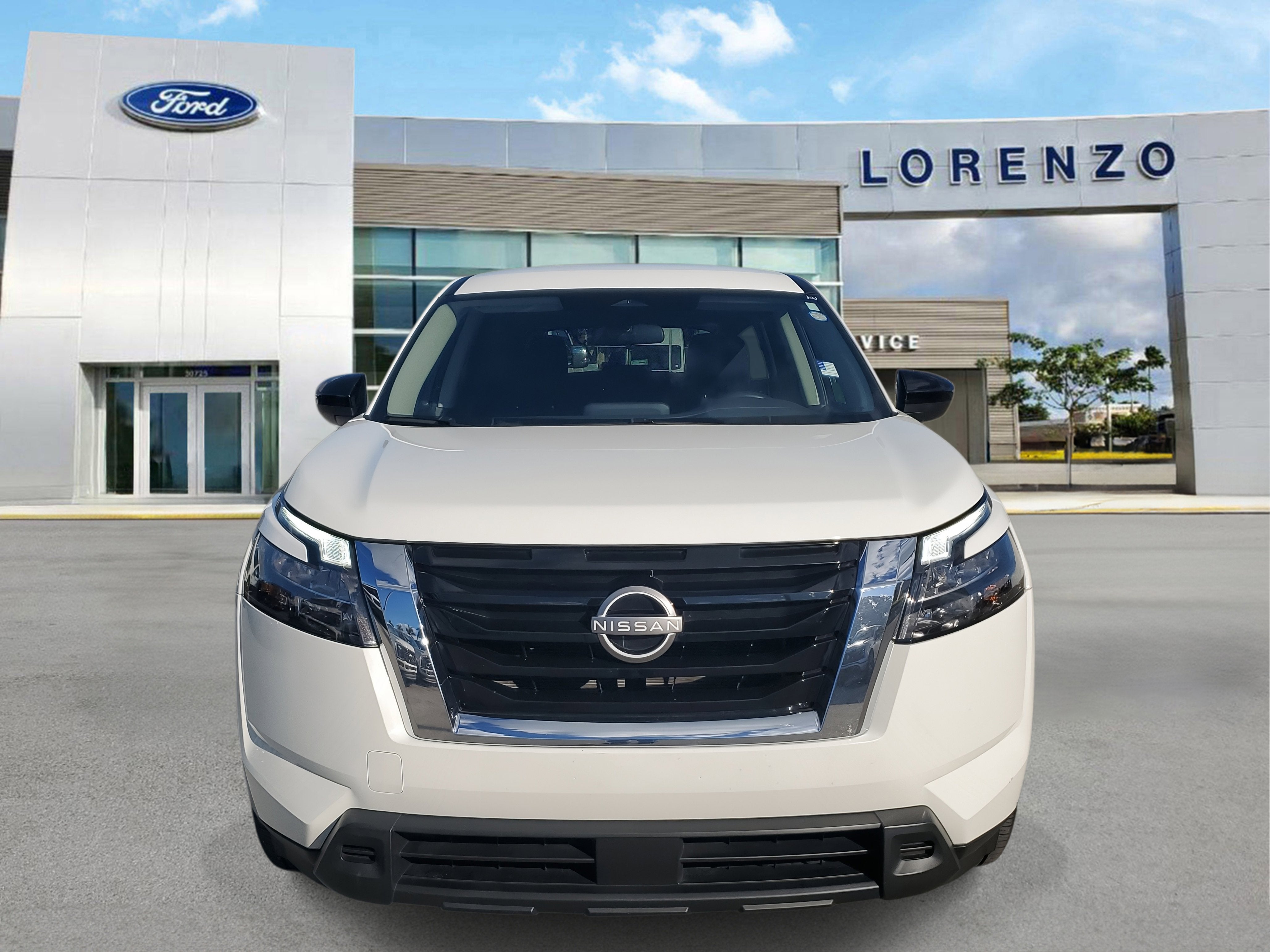 2024 Nissan Pathfinder S