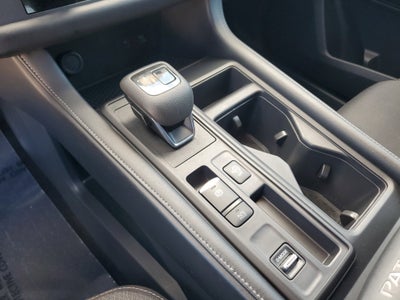 2024 Nissan Pathfinder S