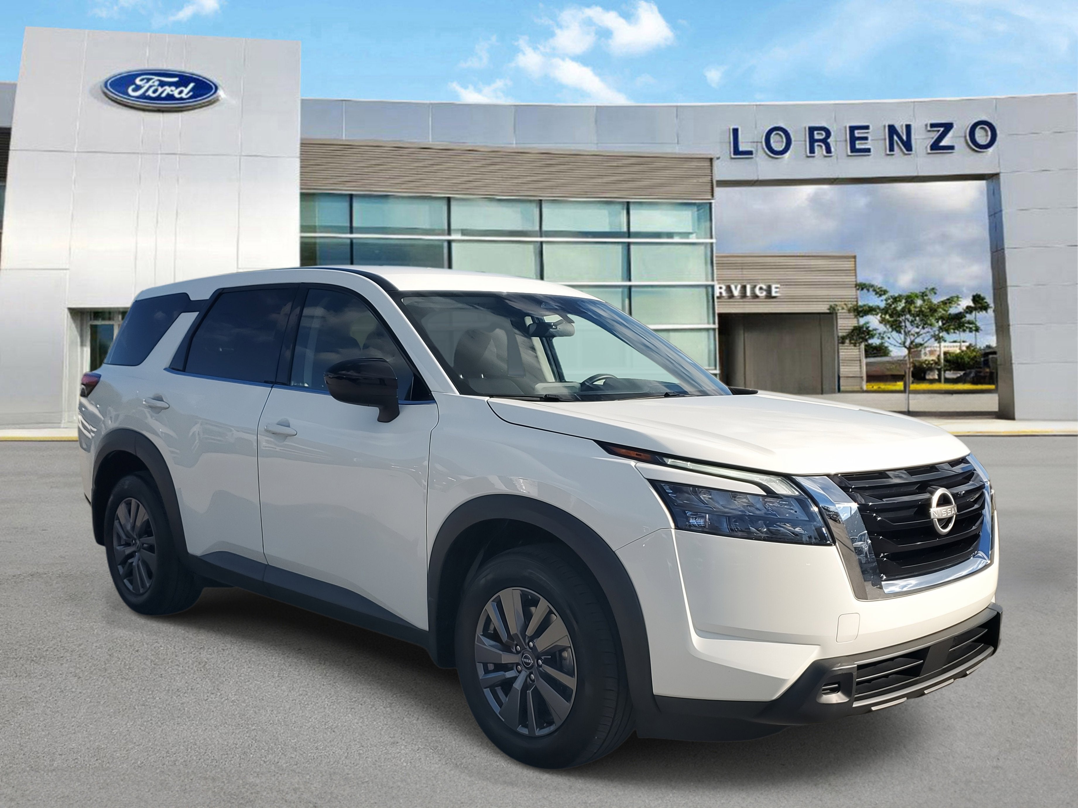 2024 Nissan Pathfinder S