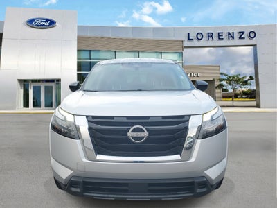 2024 Nissan Pathfinder S