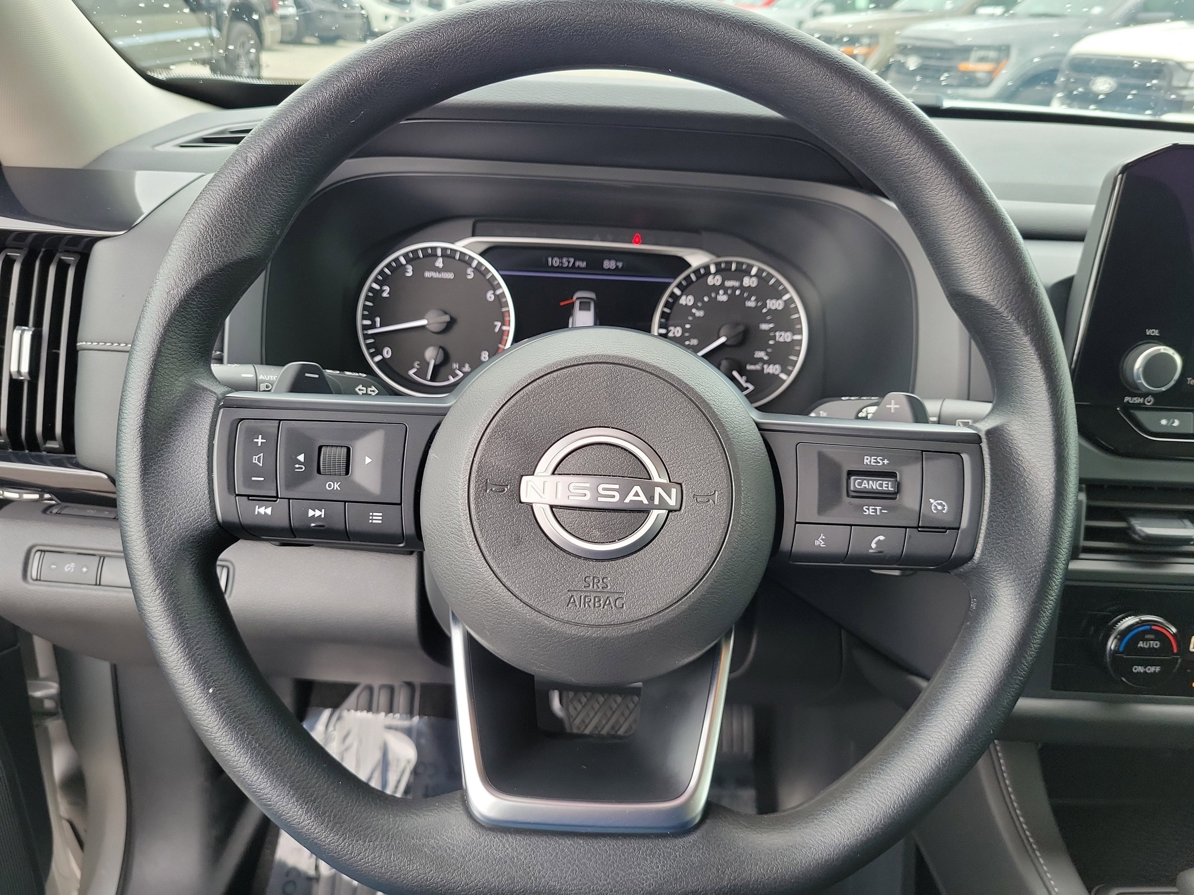 2024 Nissan Pathfinder S