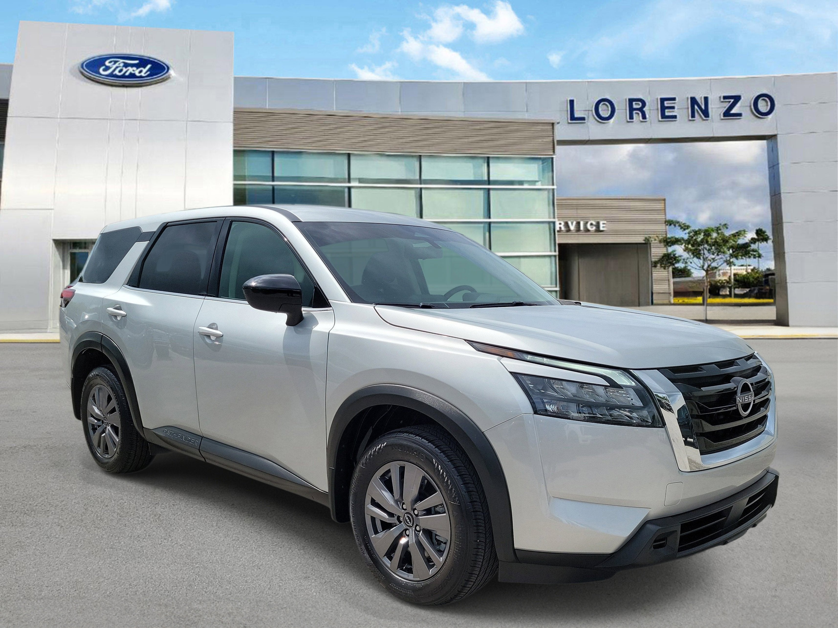 2024 Nissan Pathfinder S