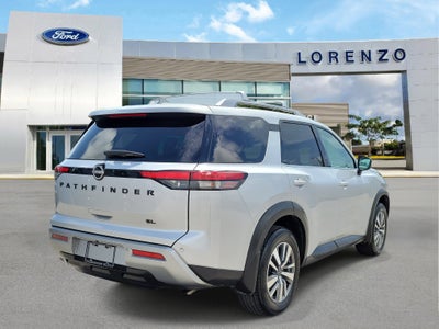 2024 Nissan Pathfinder SL