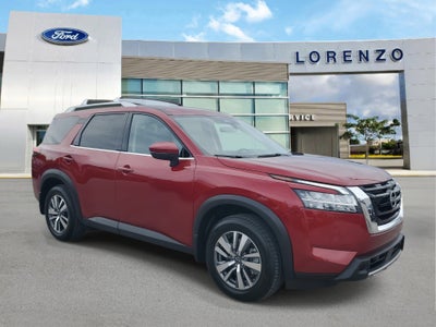 2024 Nissan Pathfinder SL