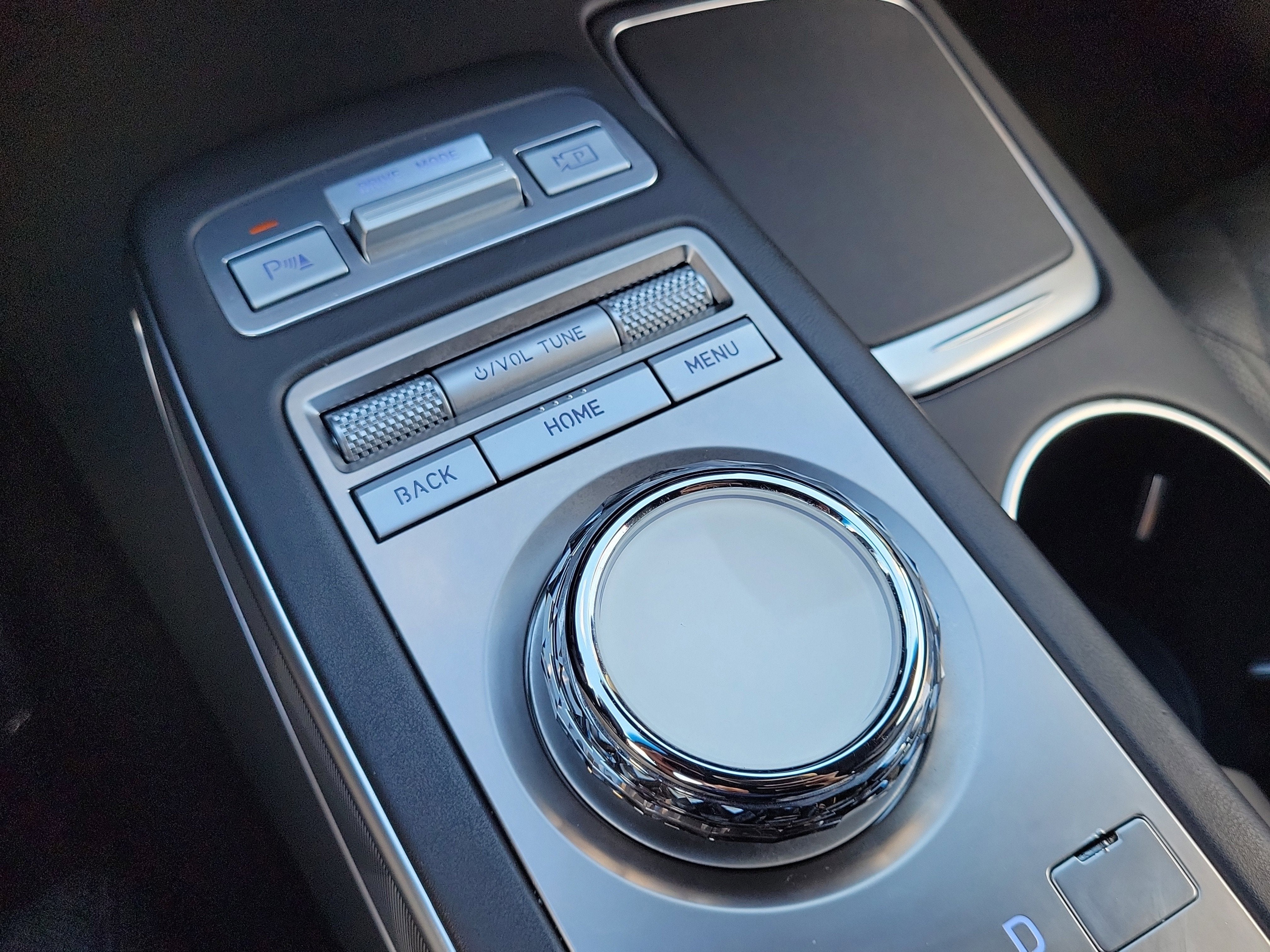 2025 Genesis GV70 3.5T Sport 4WD