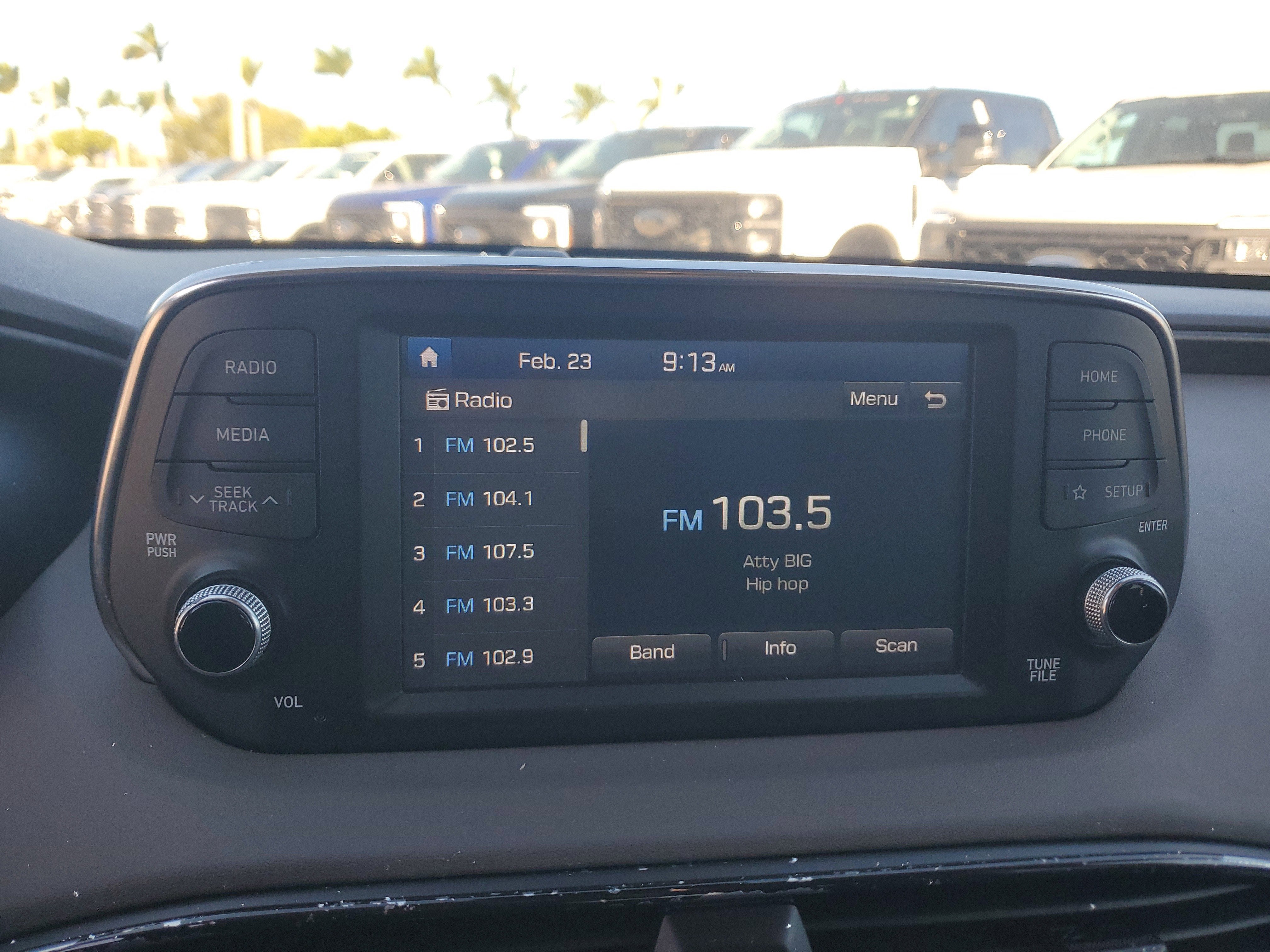 2020 Hyundai Santa Fe SE