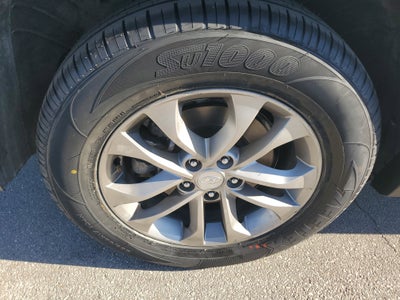 2020 Hyundai Santa Fe SE