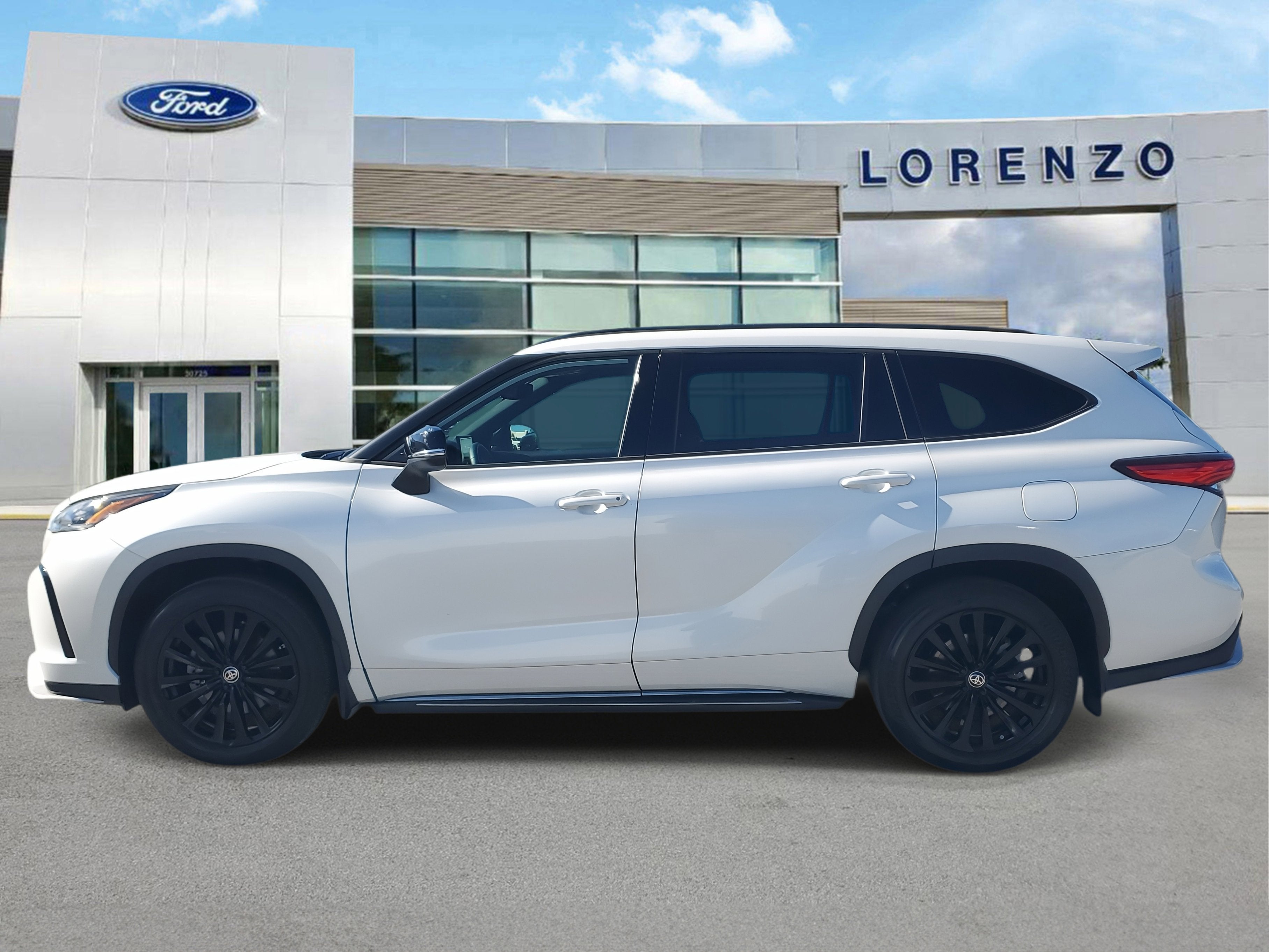 2023 Toyota Highlander XSE