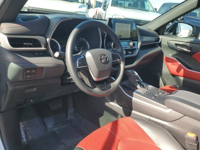 2023 Toyota Highlander XSE