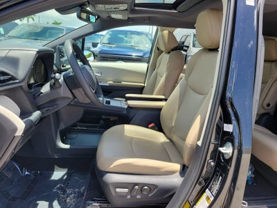 2021 Toyota Sienna XLE