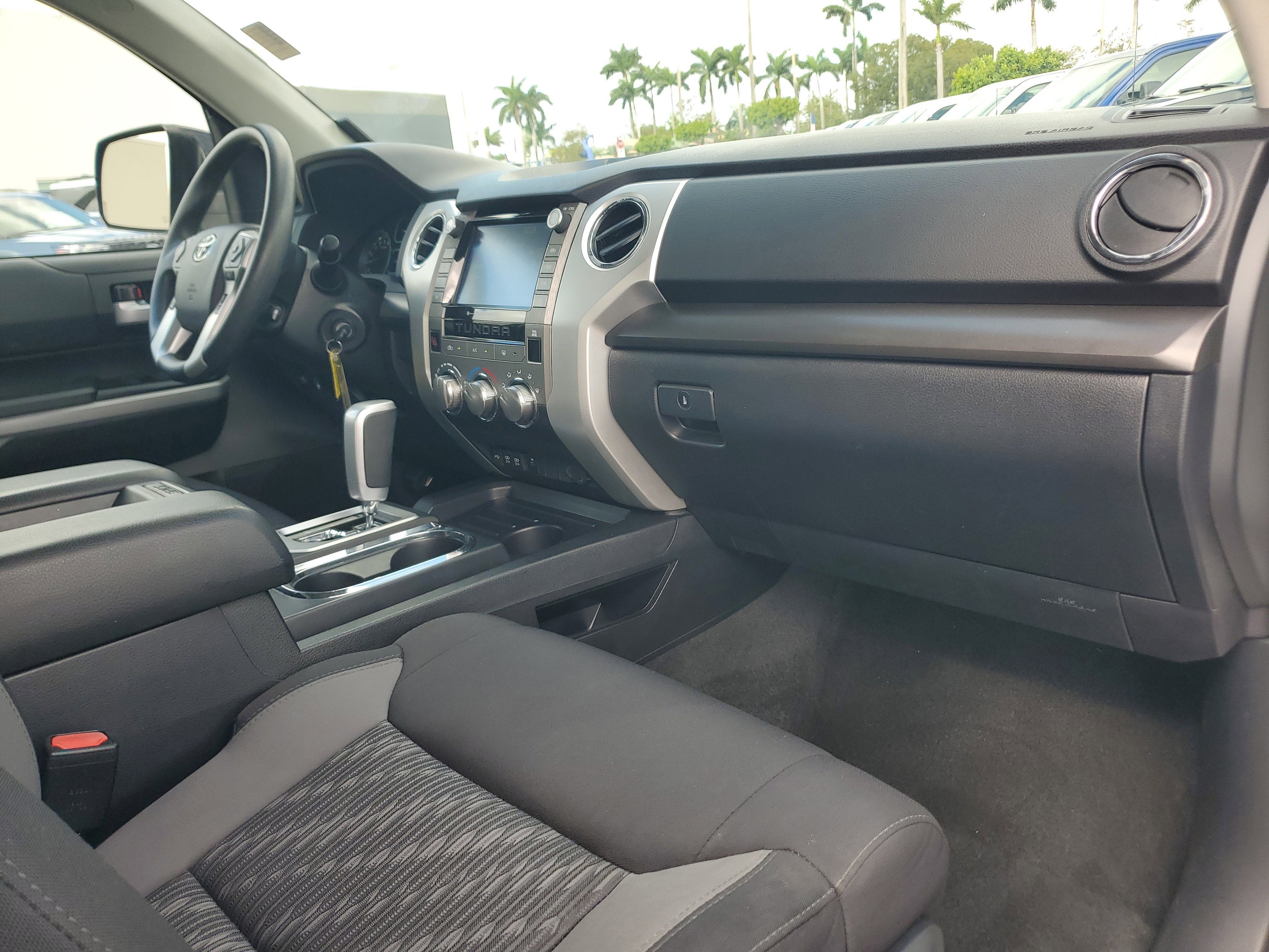 2020 Toyota Tundra 2WD SR5