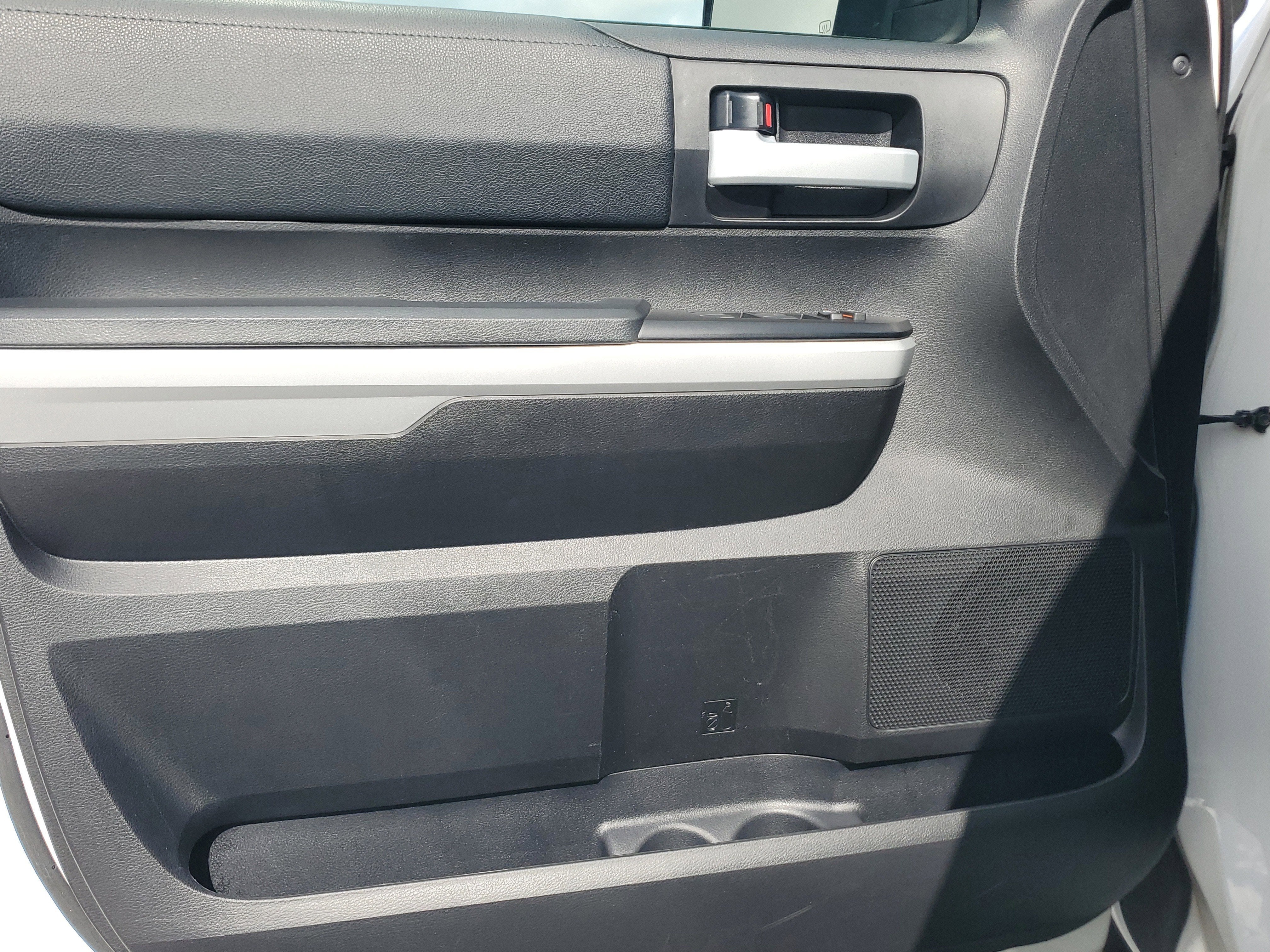 2020 Toyota Tundra 2WD SR5