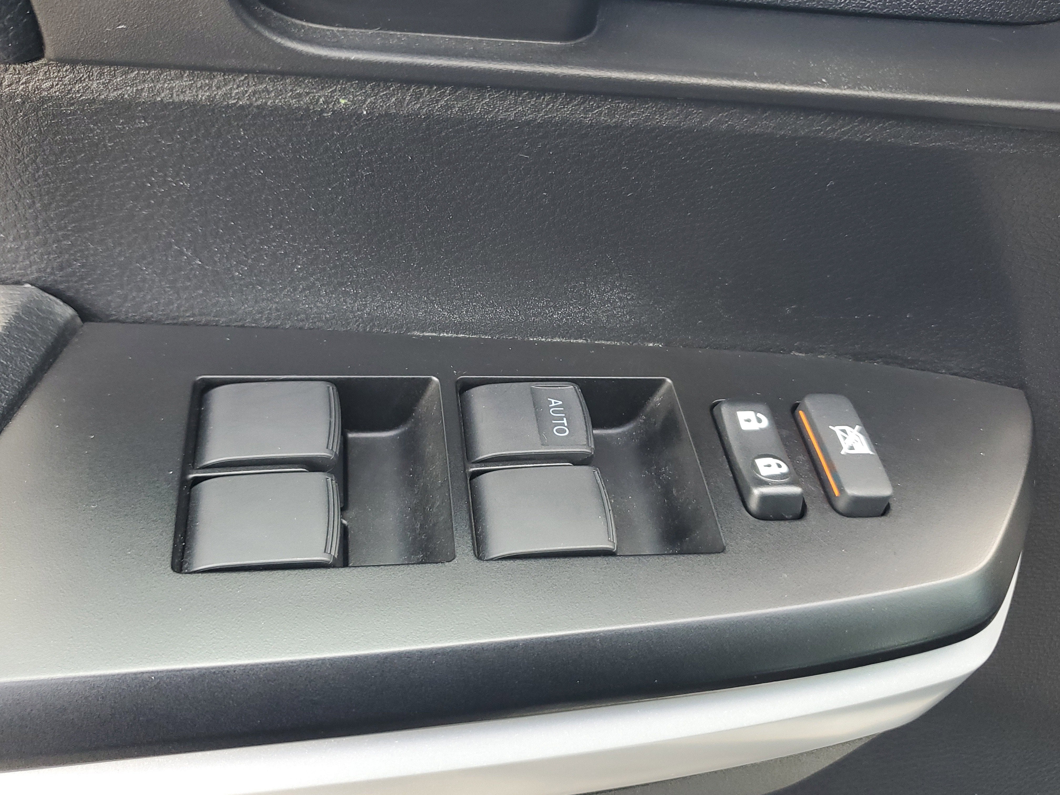 2020 Toyota Tundra 2WD SR5