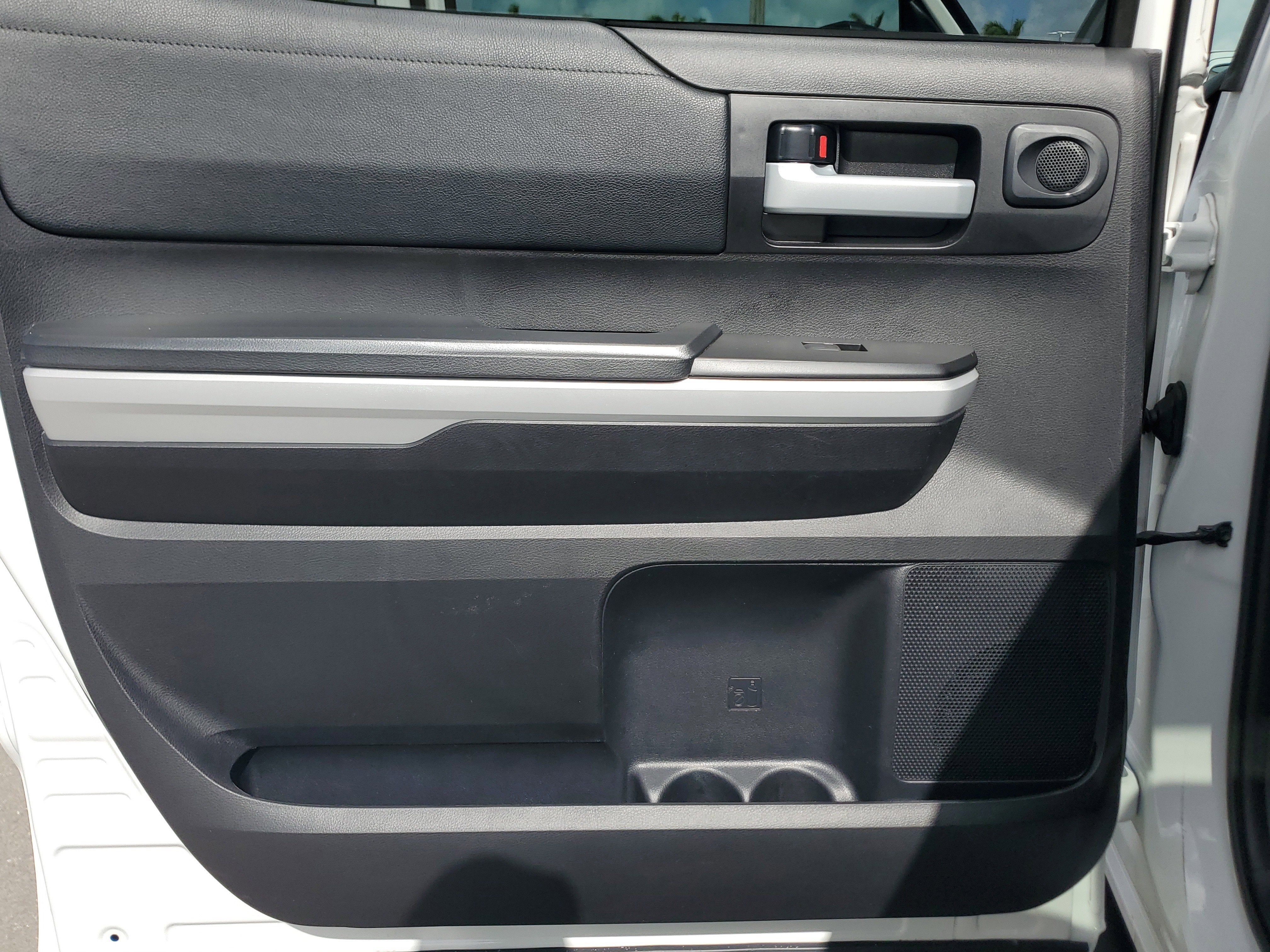 2020 Toyota Tundra 2WD SR5