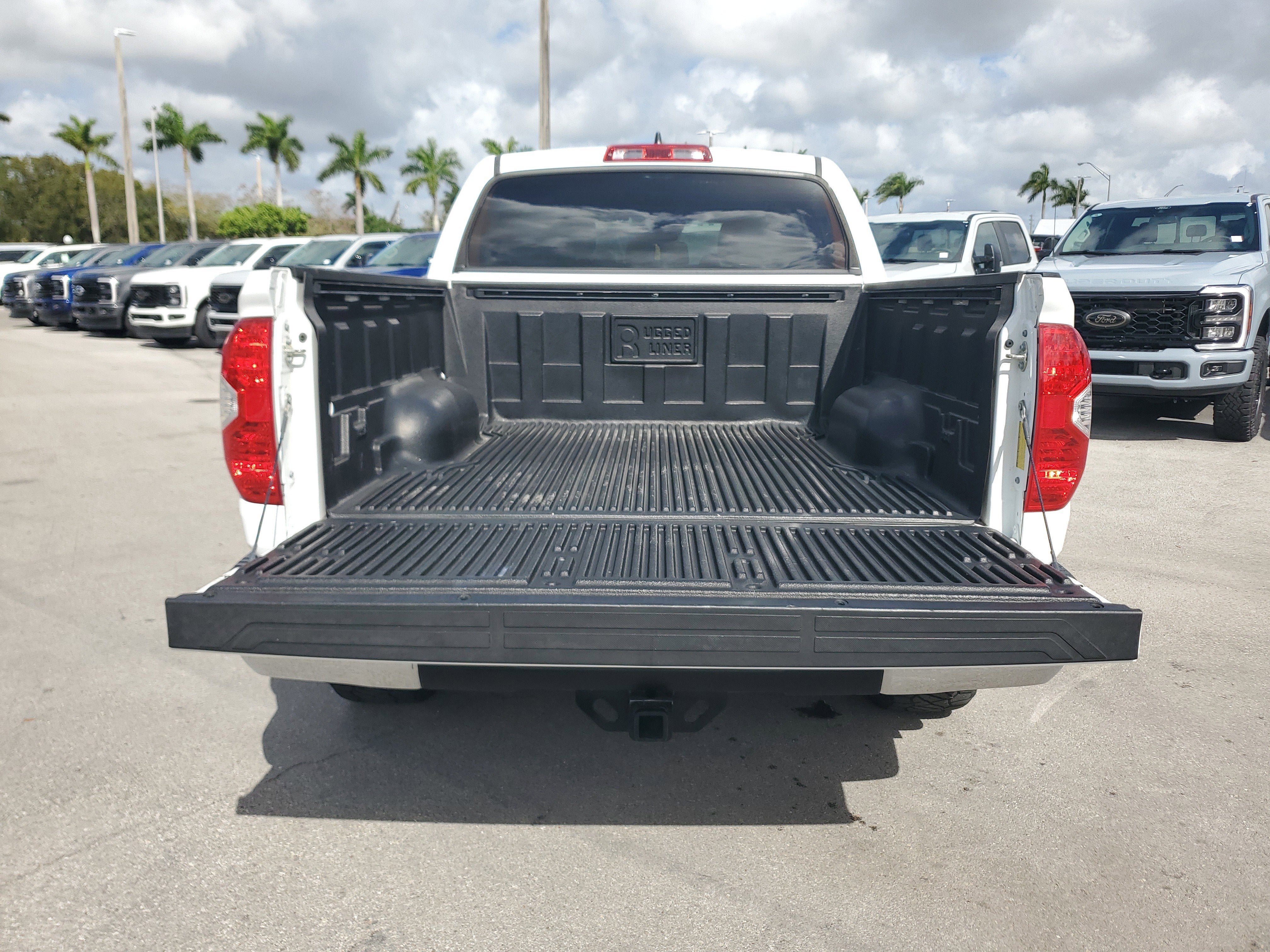 2020 Toyota Tundra 2WD SR5