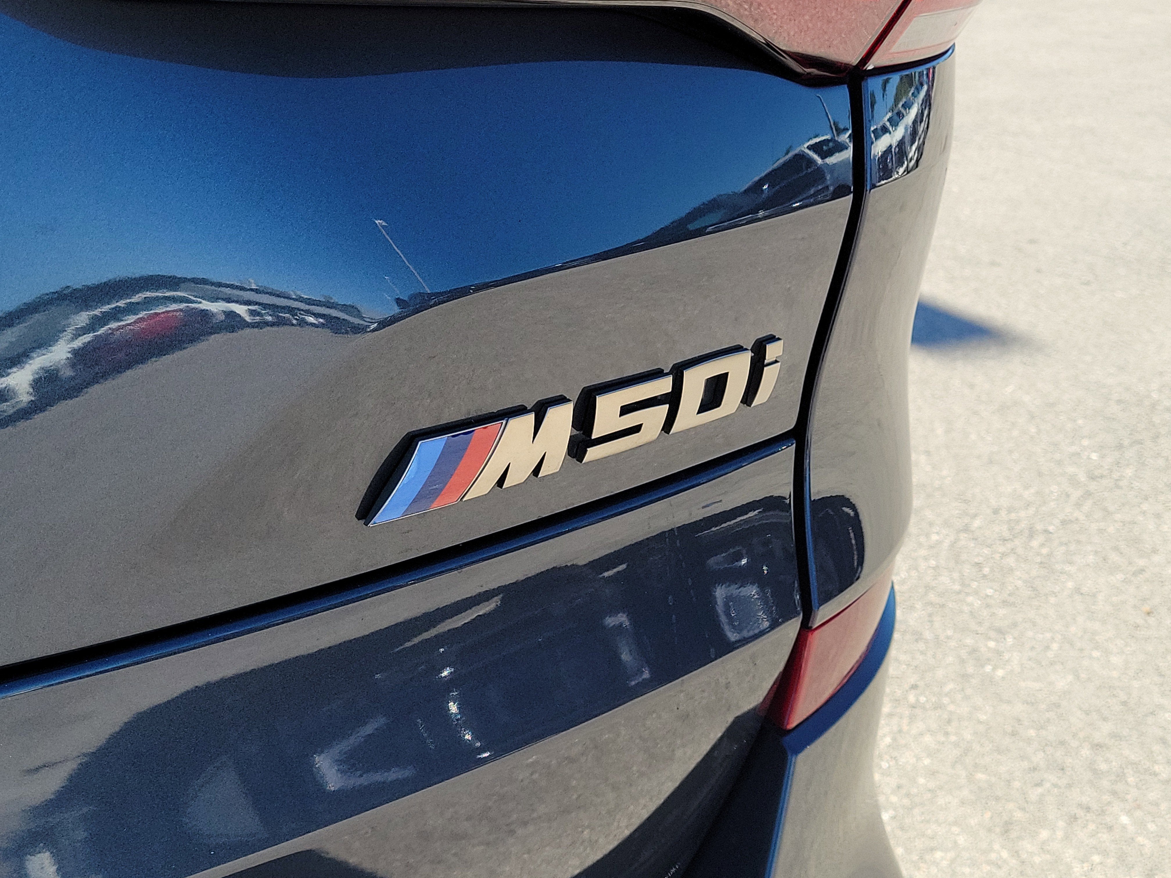 2021 BMW X5 M50i